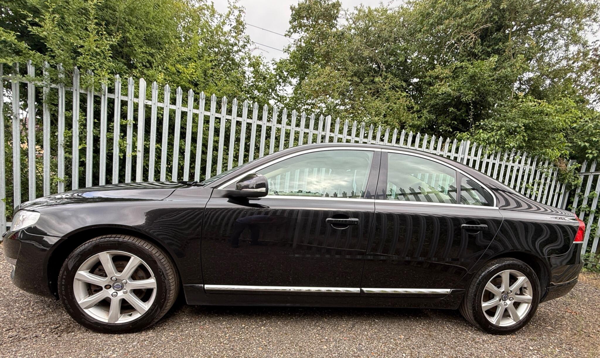 2015 Volvo S80 image 11