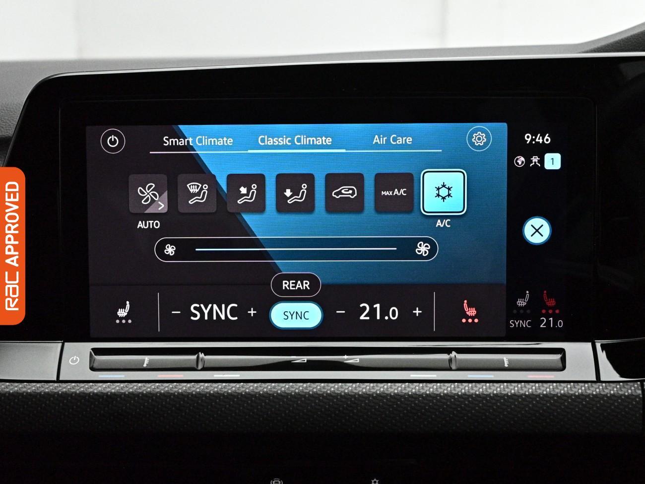 Volkswagen Golf view 17