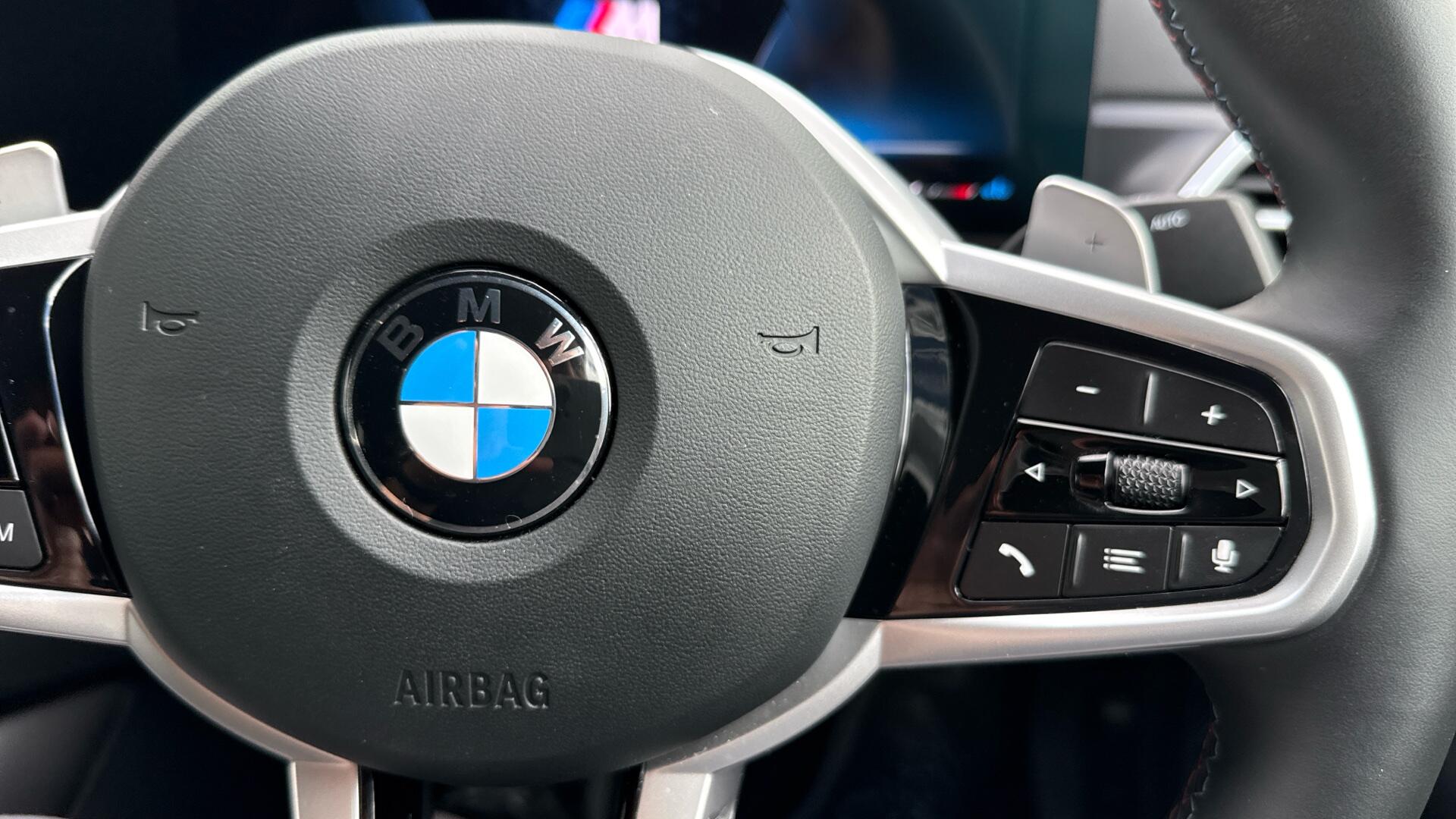 BMW 4 Series view 18