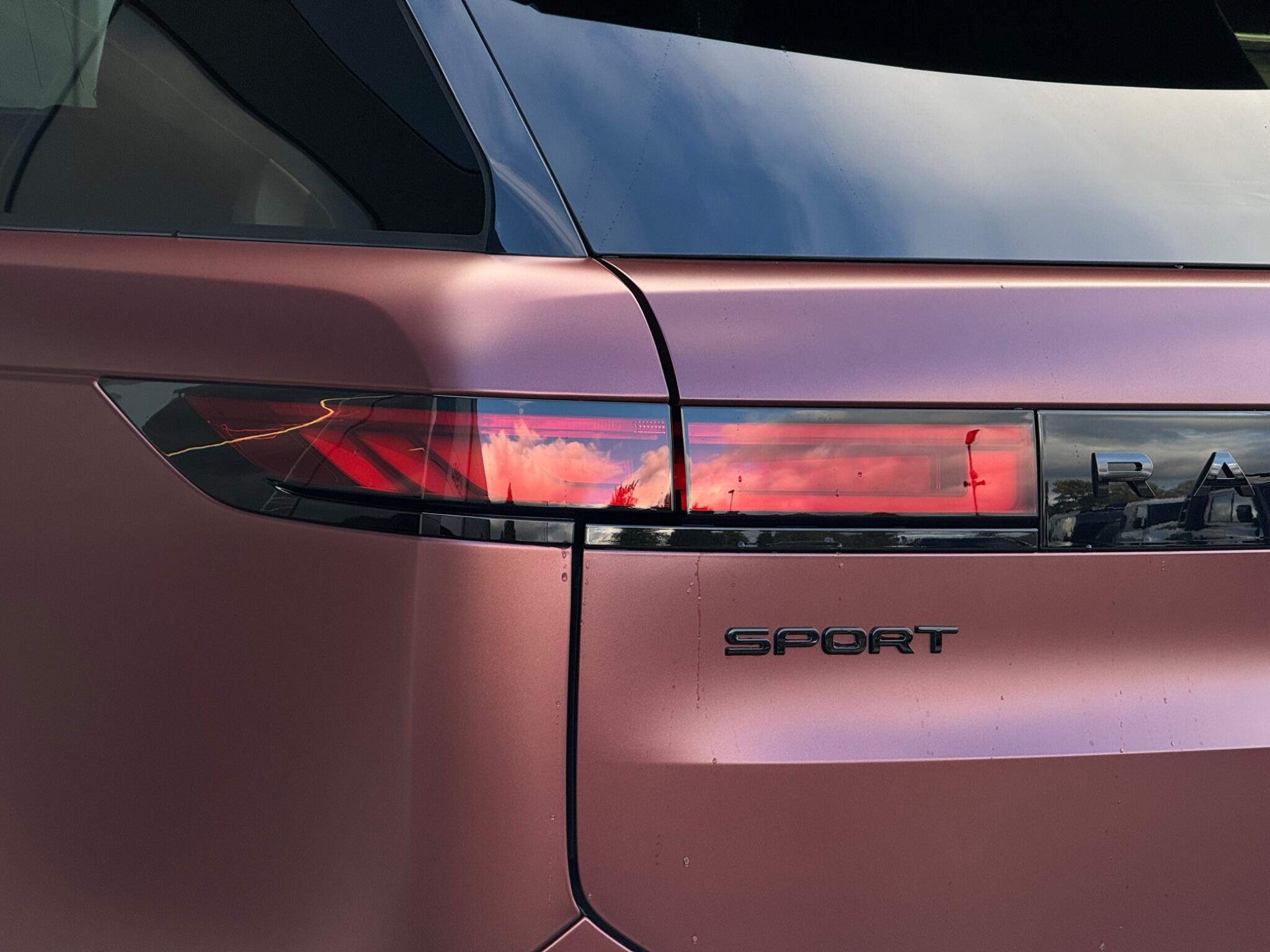 Land Rover Range Rover Sport view 19