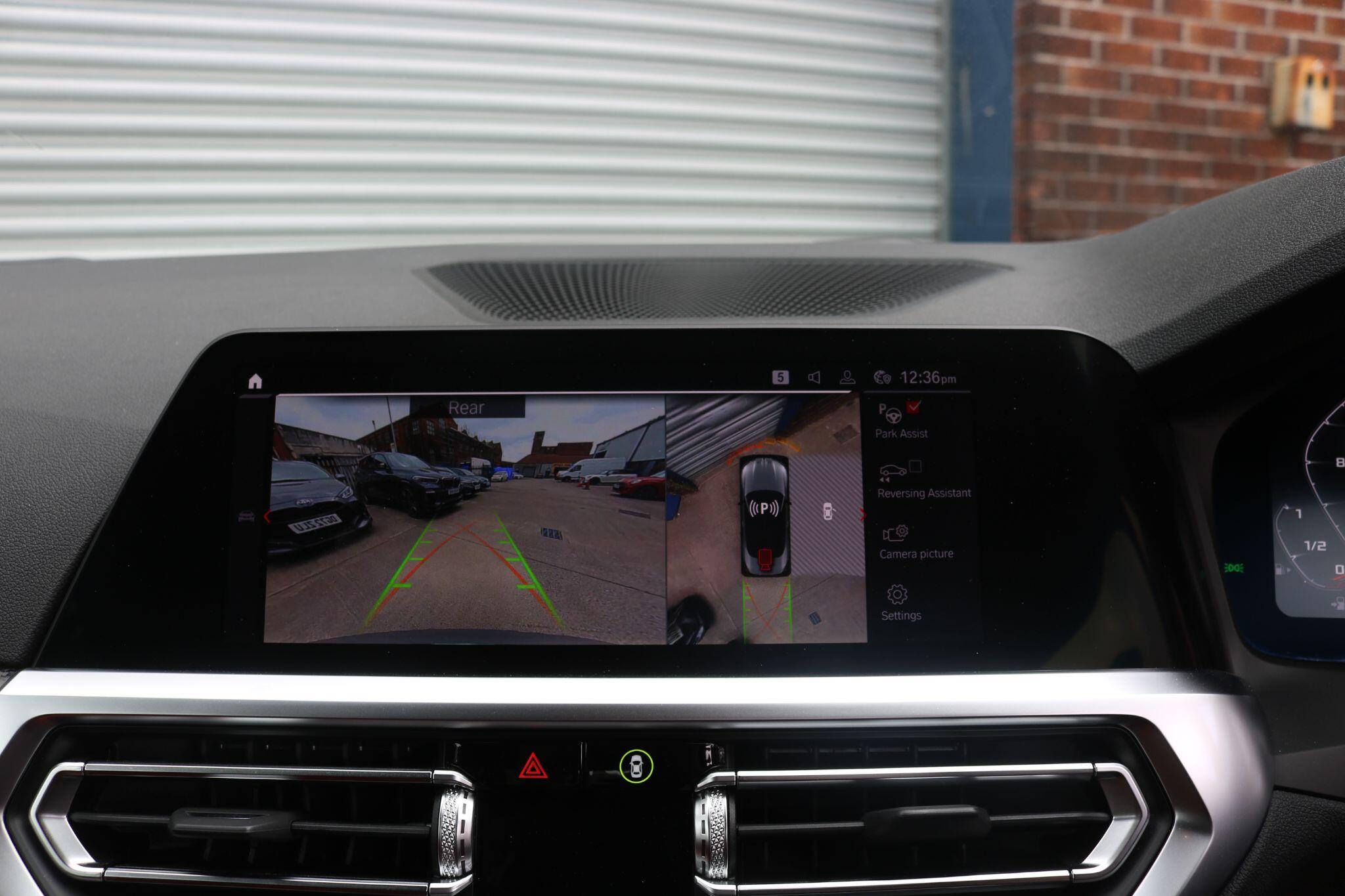 BMW M4 view 17