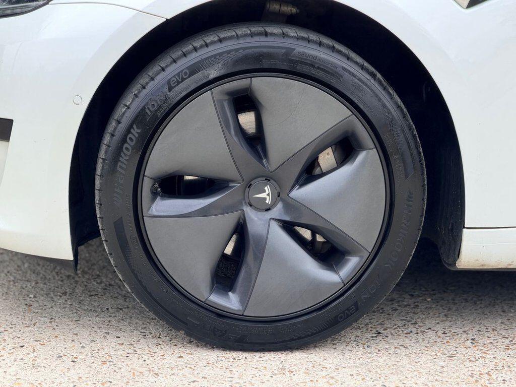 Tesla Model 3 view 10