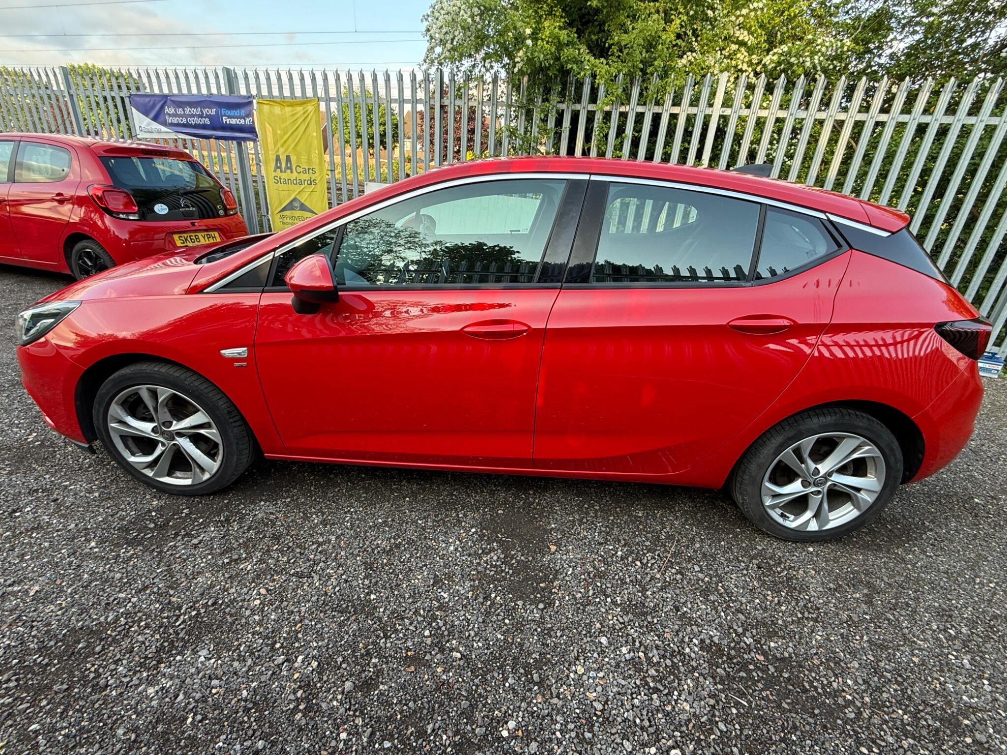 2017 Vauxhall Astra image 7