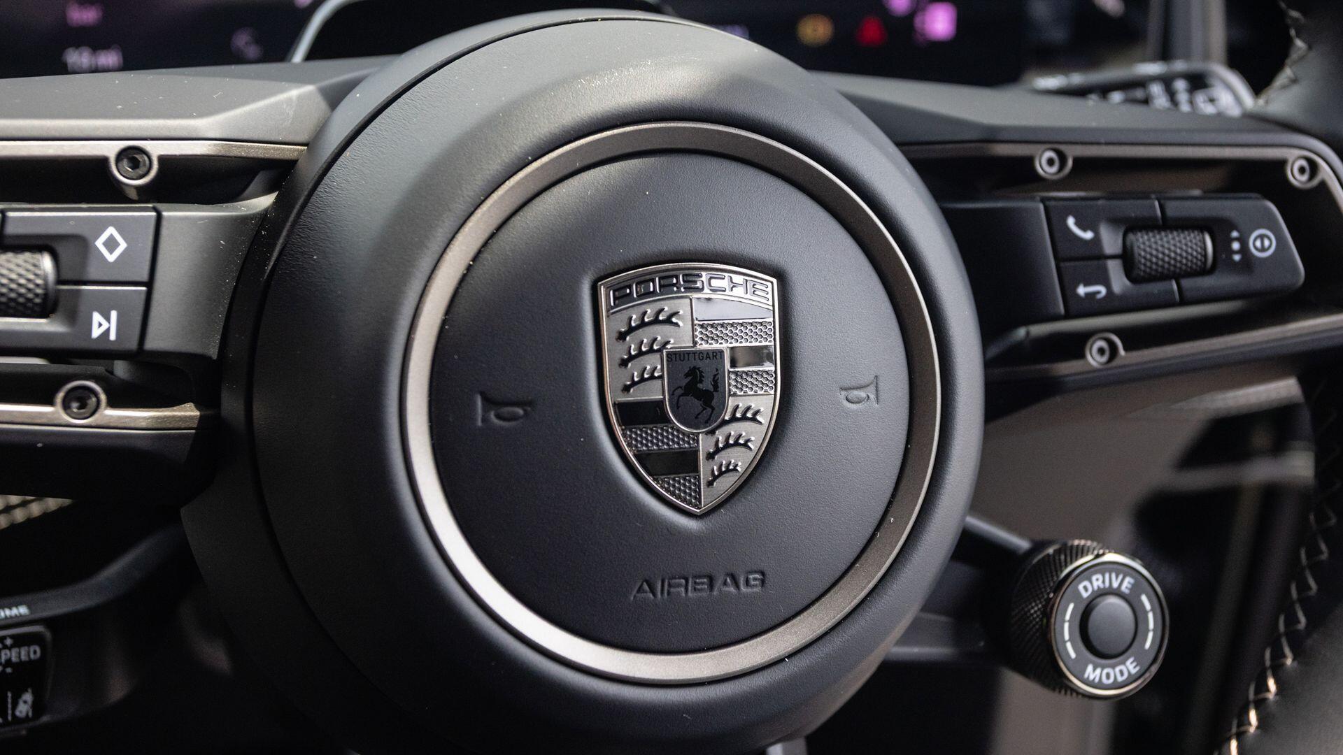 Porsche Cayenne view 28
