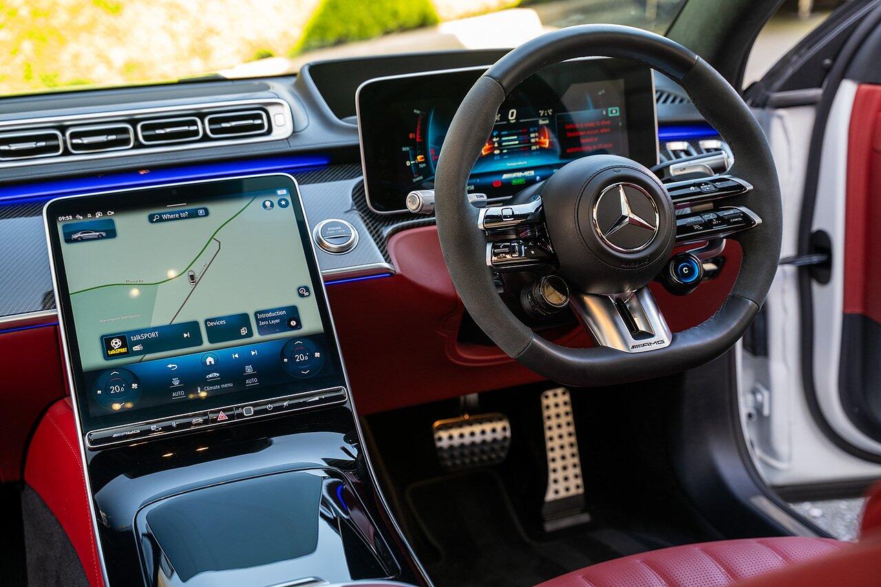 Mercedes-Benz S-Class view 82