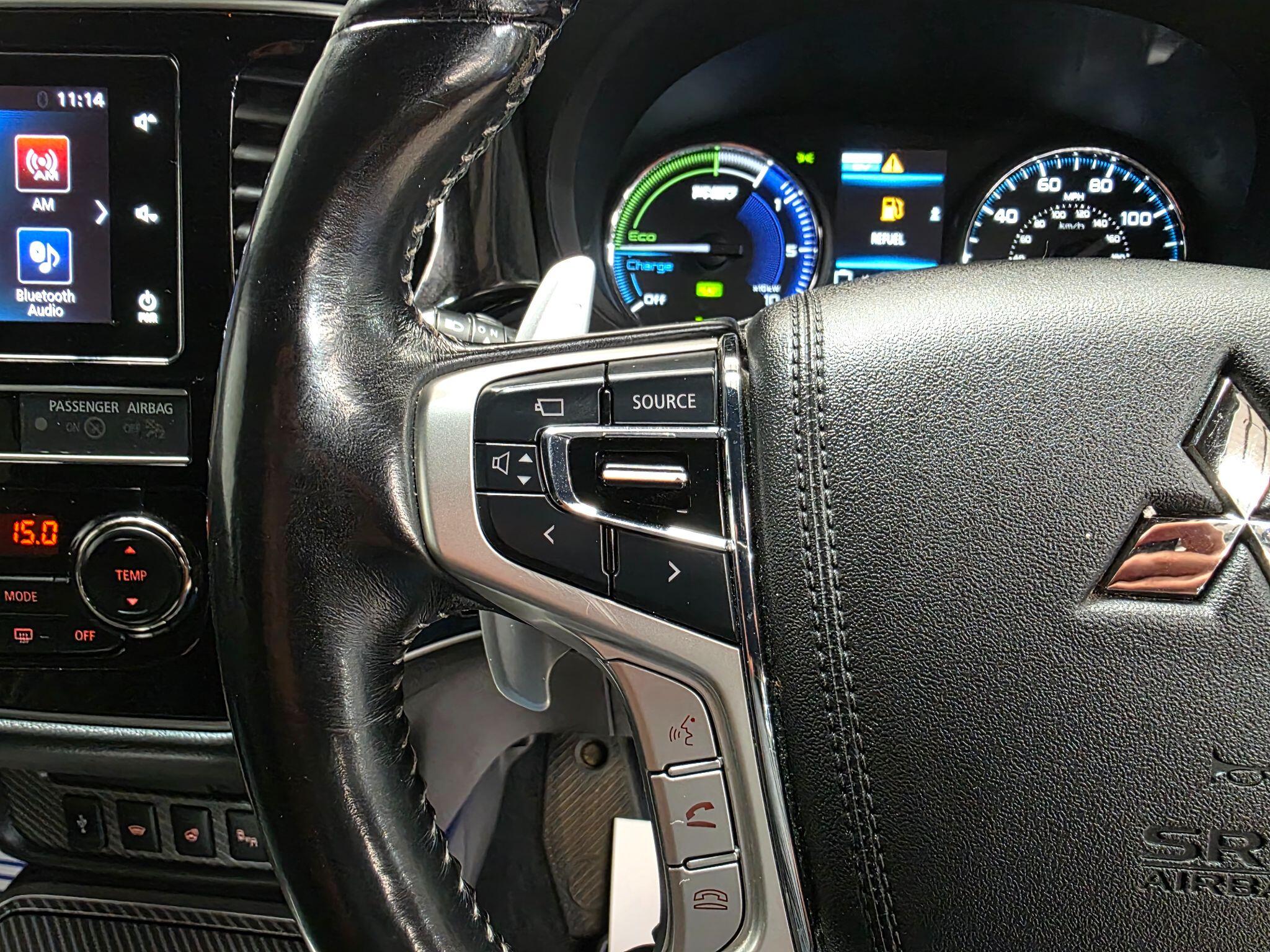Mitsubishi Outlander view 19