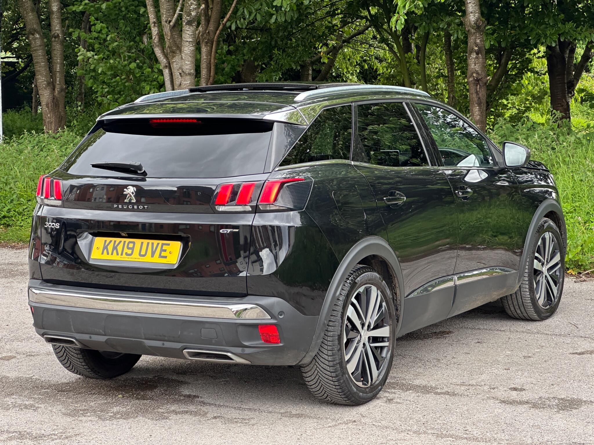 Peugeot 3008 view 8