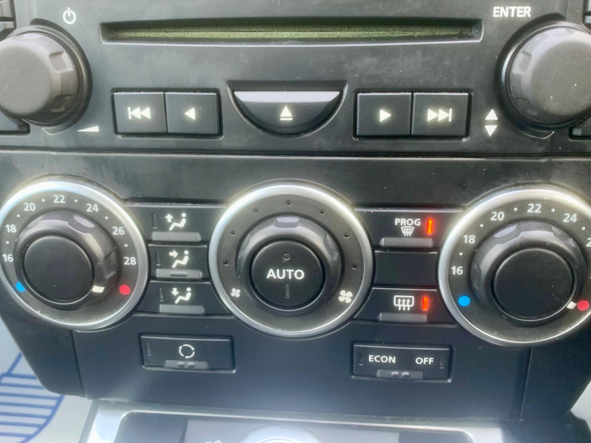 Land Rover Freelander 2 view 29