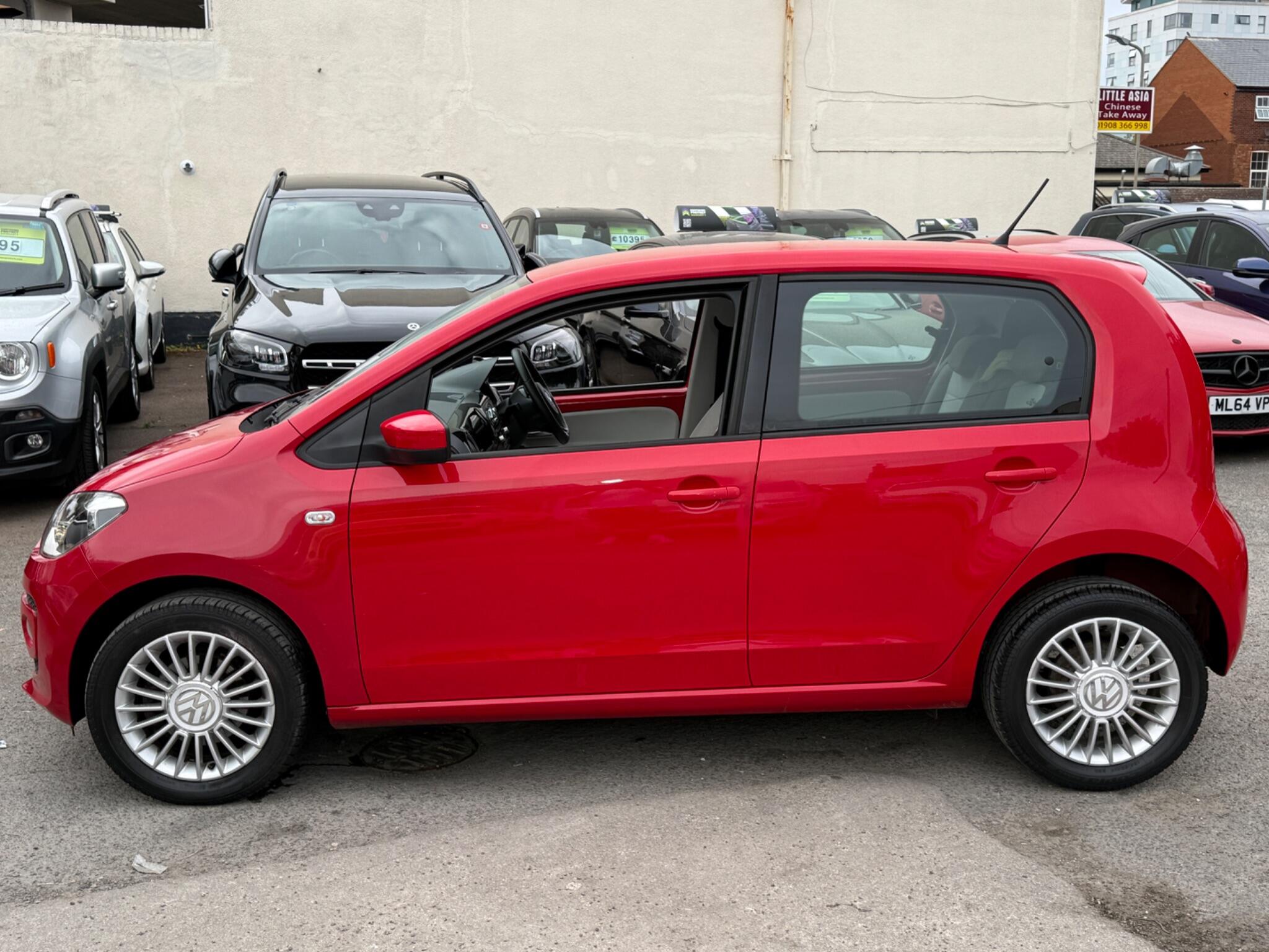 Volkswagen up! - Image 10