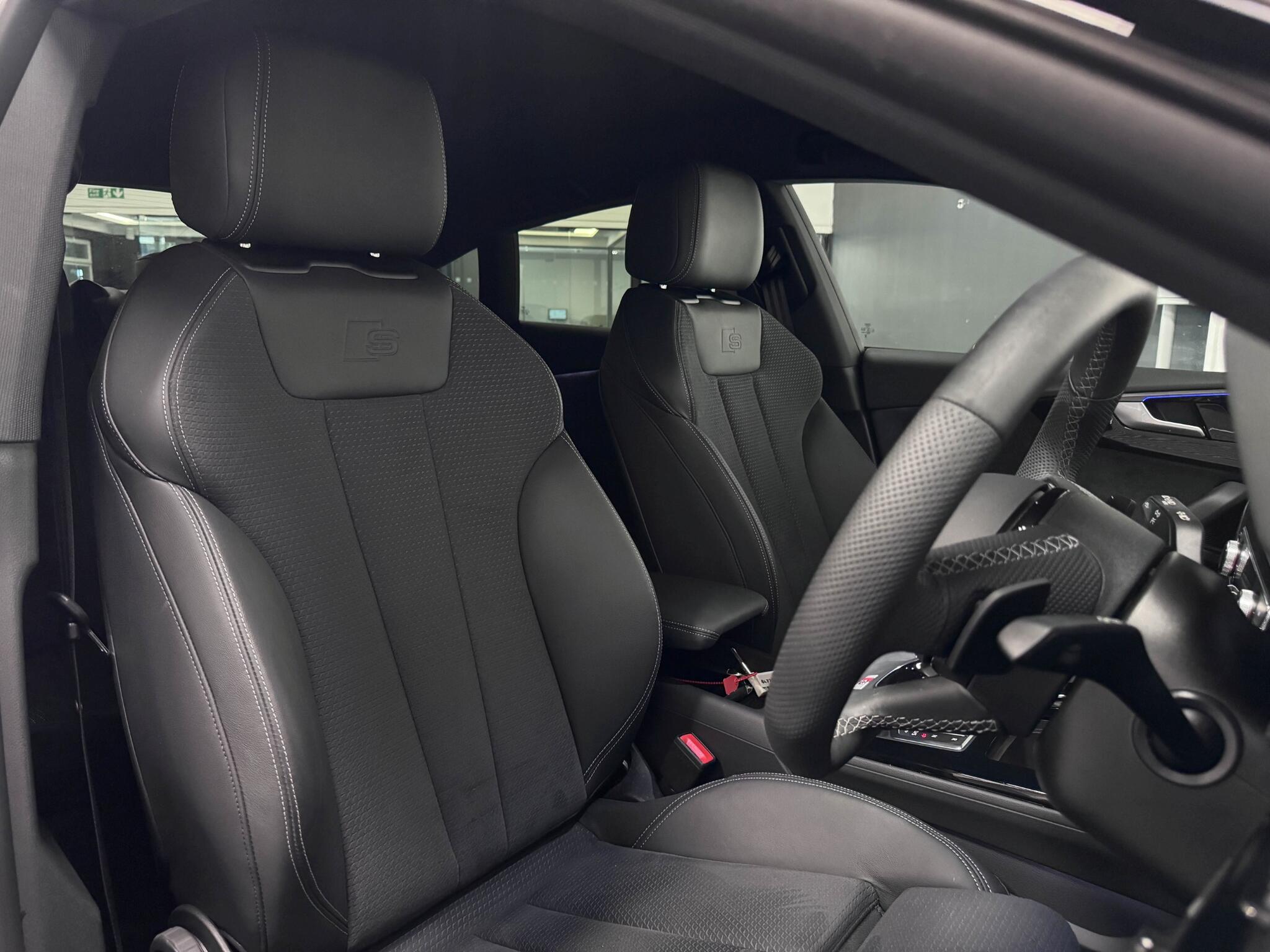Audi A5 view 28