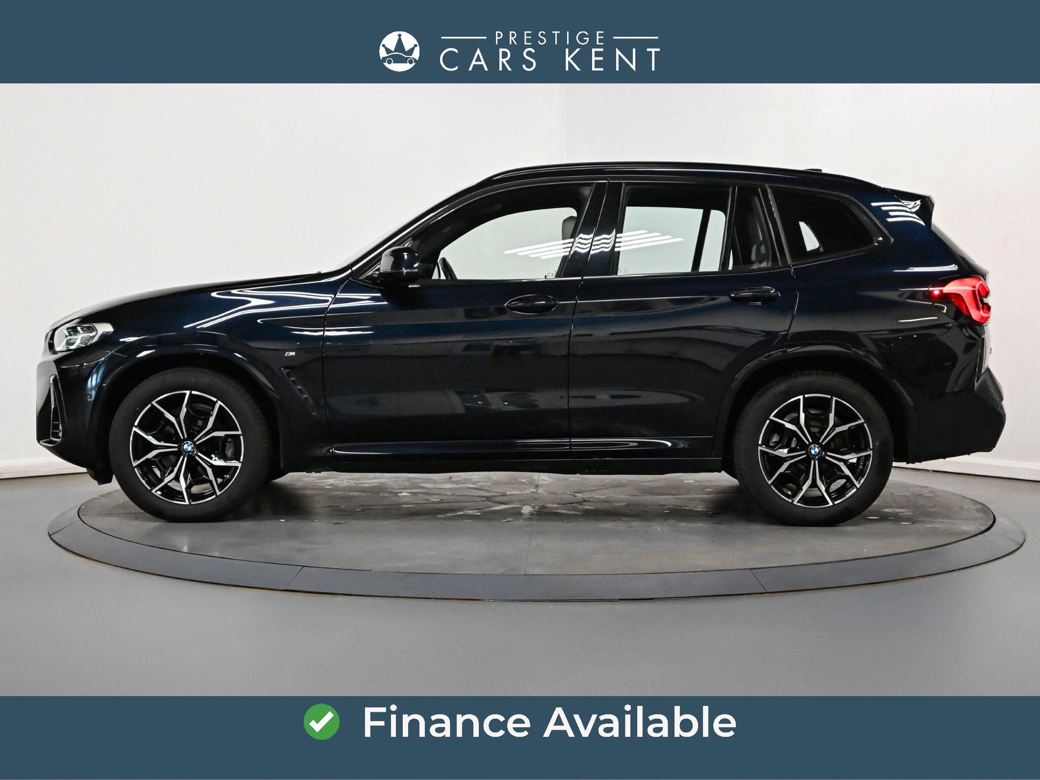 BMW X3 view 4