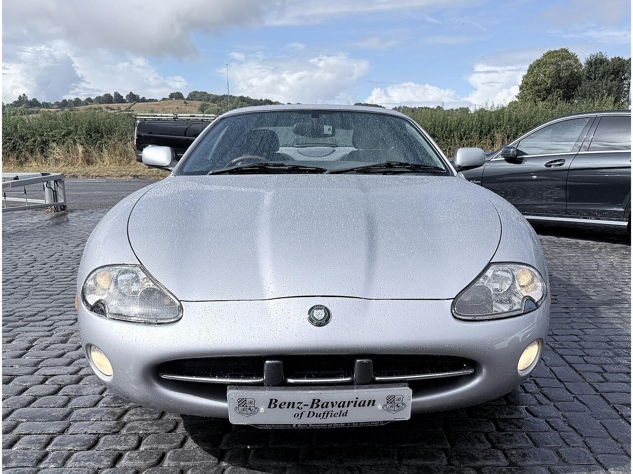 Jaguar XK8 view 2