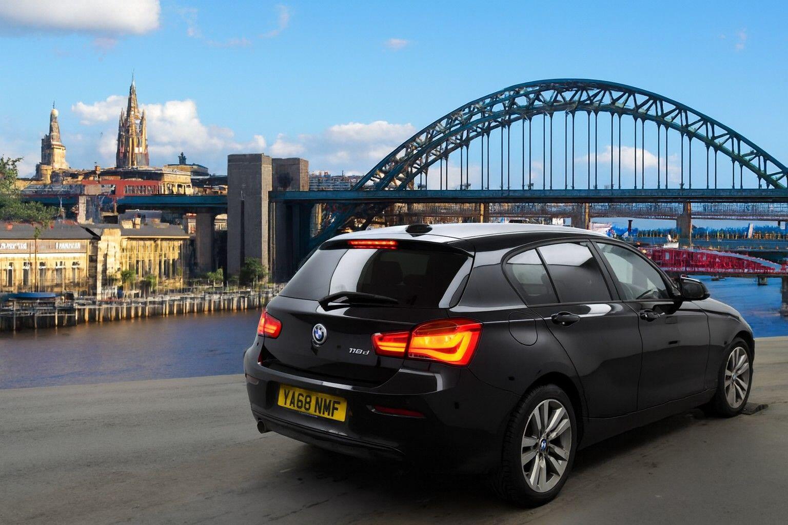 BMW 1 Series view 22