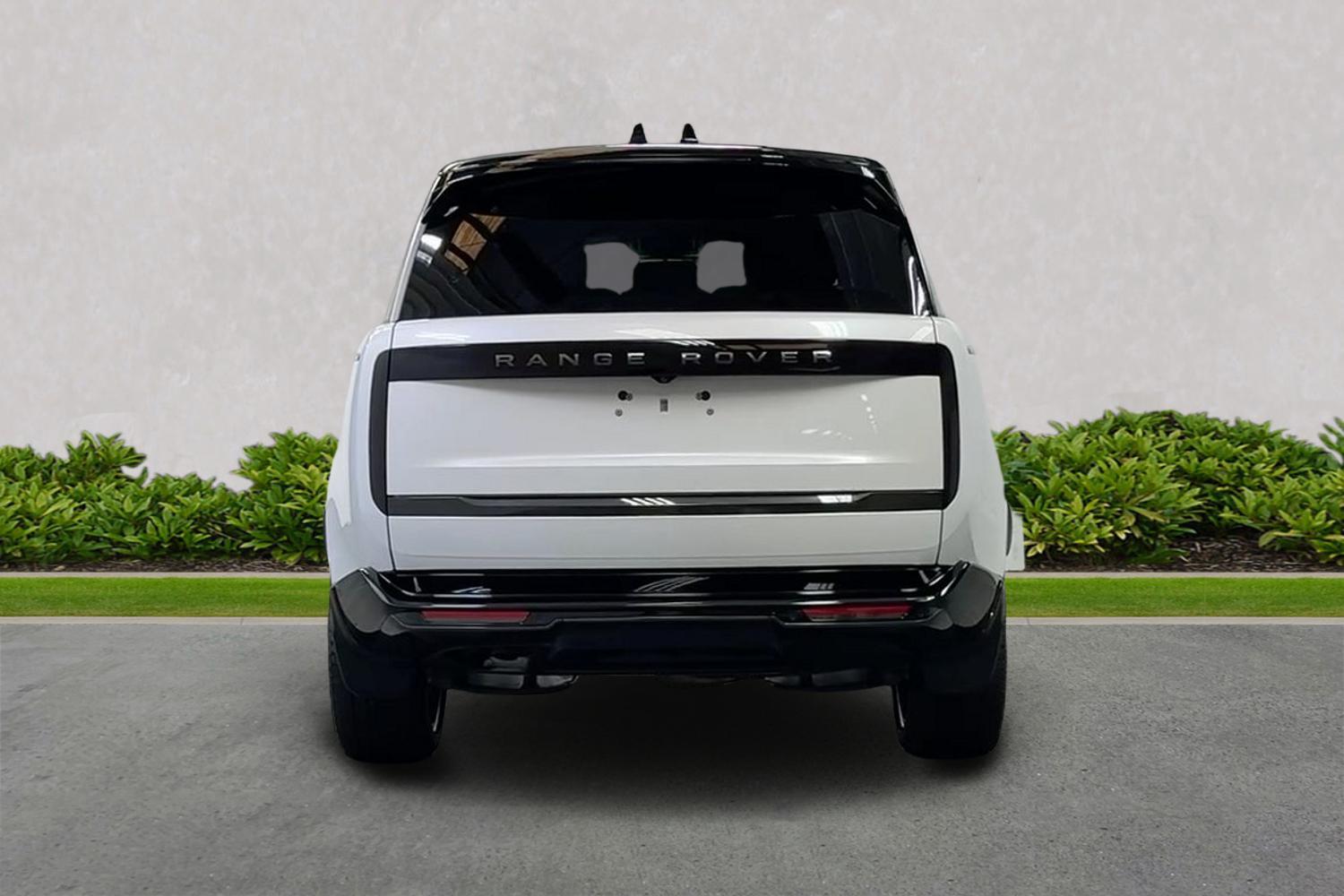 Land Rover Range Rover view 4