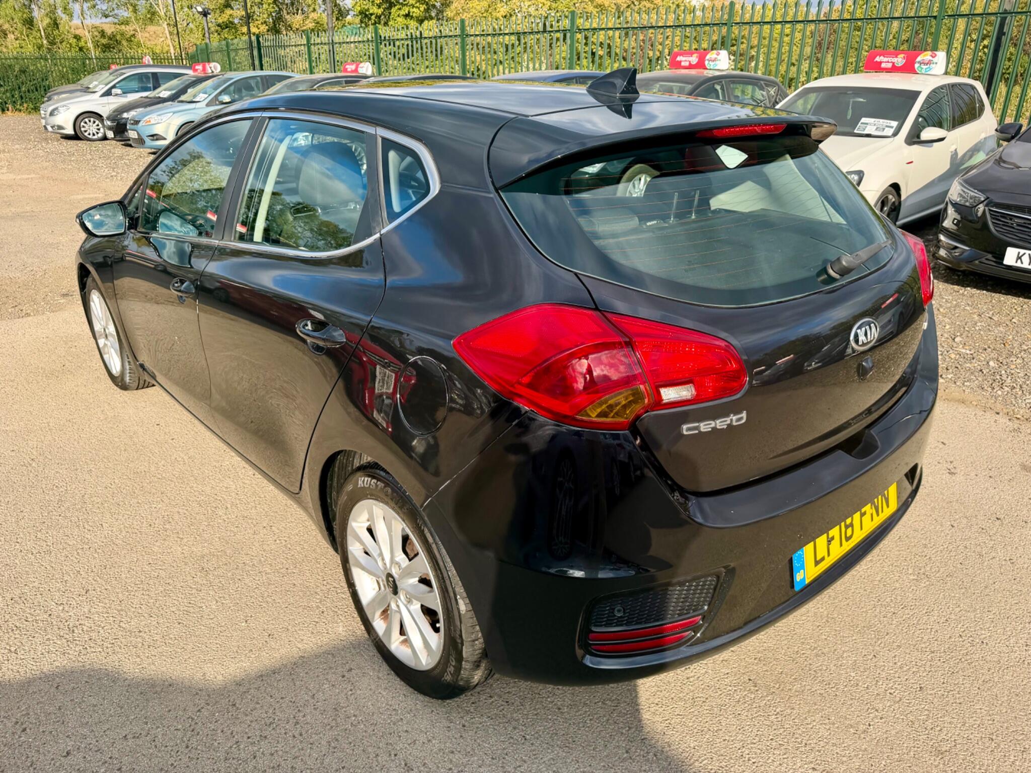 Kia Ceed view 5