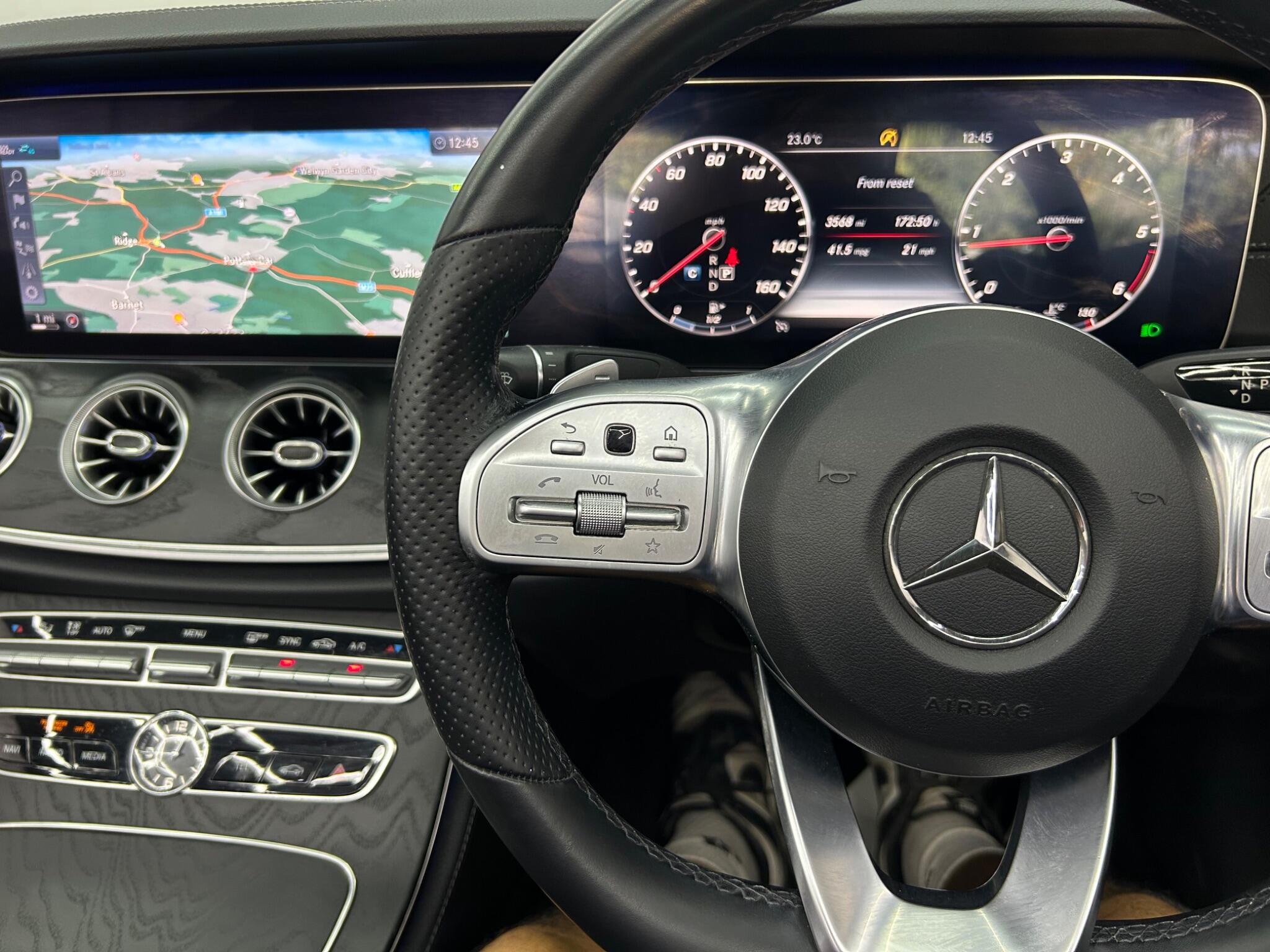 Mercedes-Benz E Class view 50