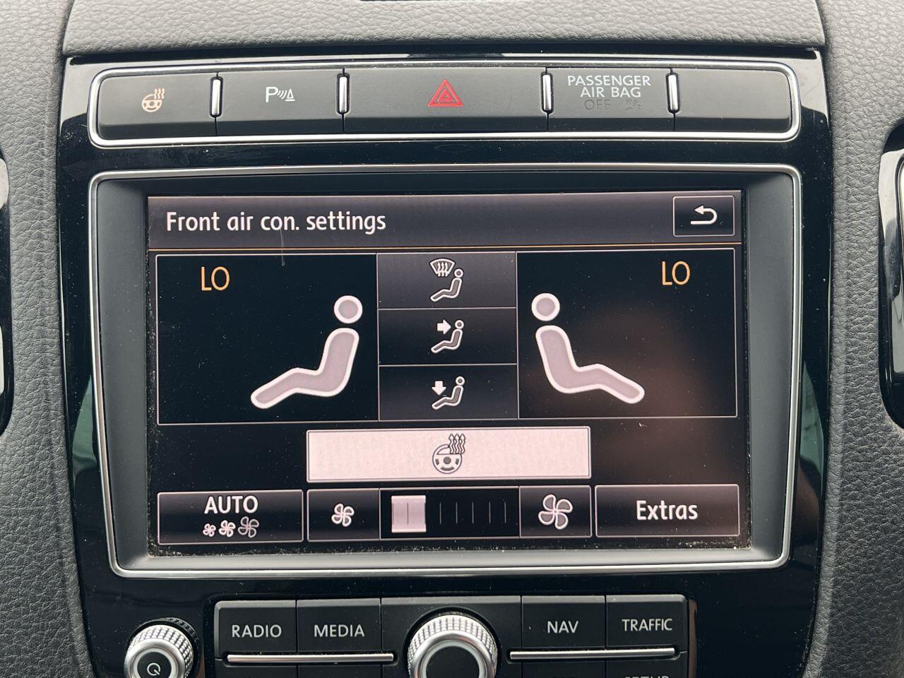 Volkswagen Touareg view 50