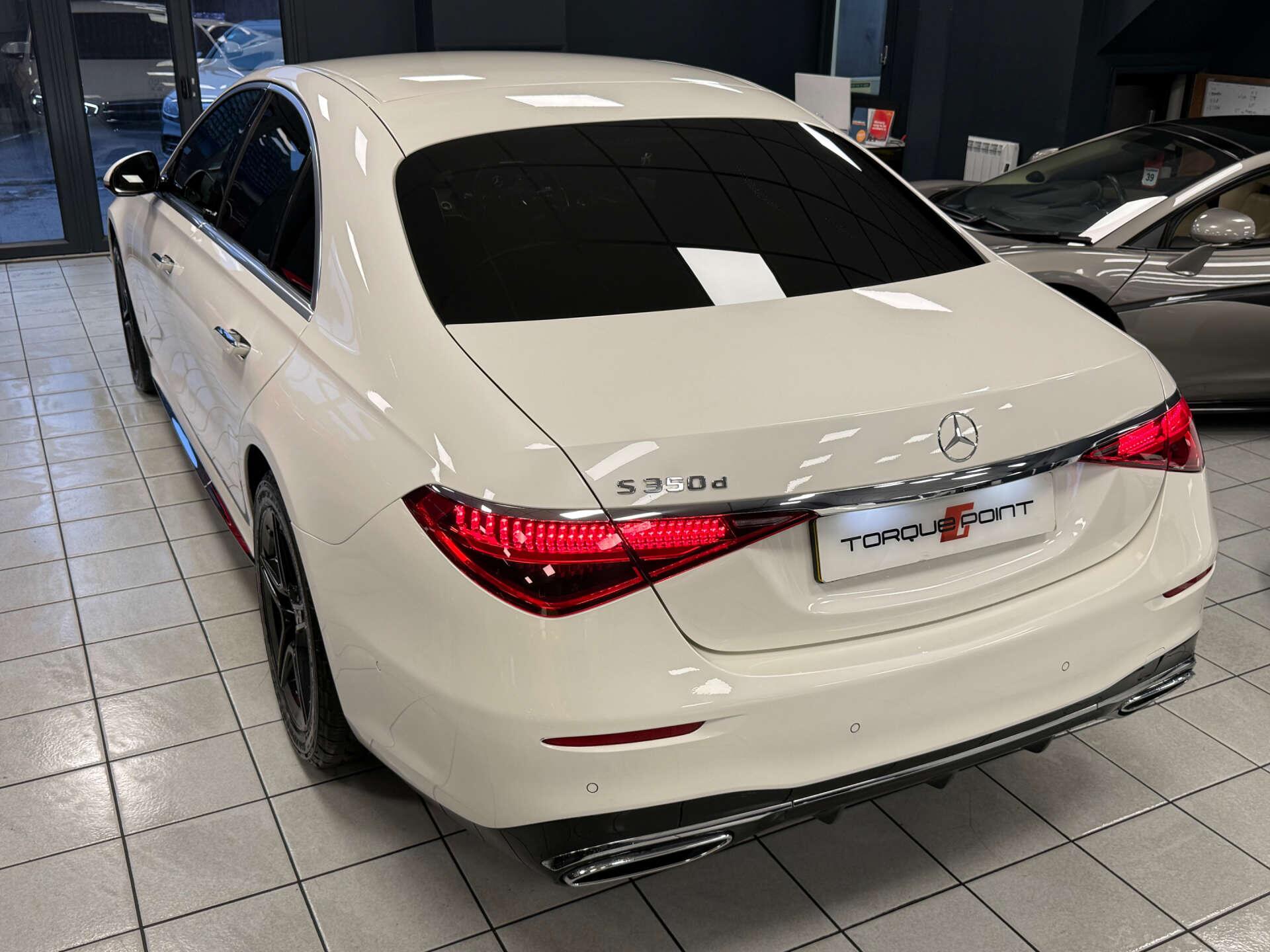 Mercedes-Benz S-Class view 24