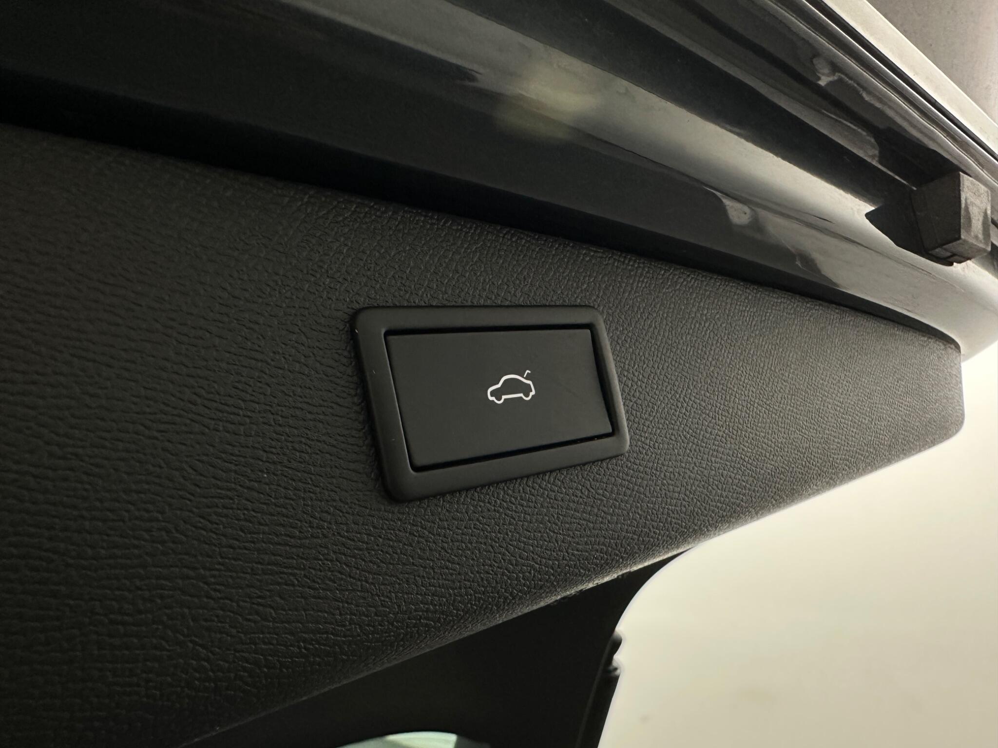 Cupra CUPRA Leon view 48