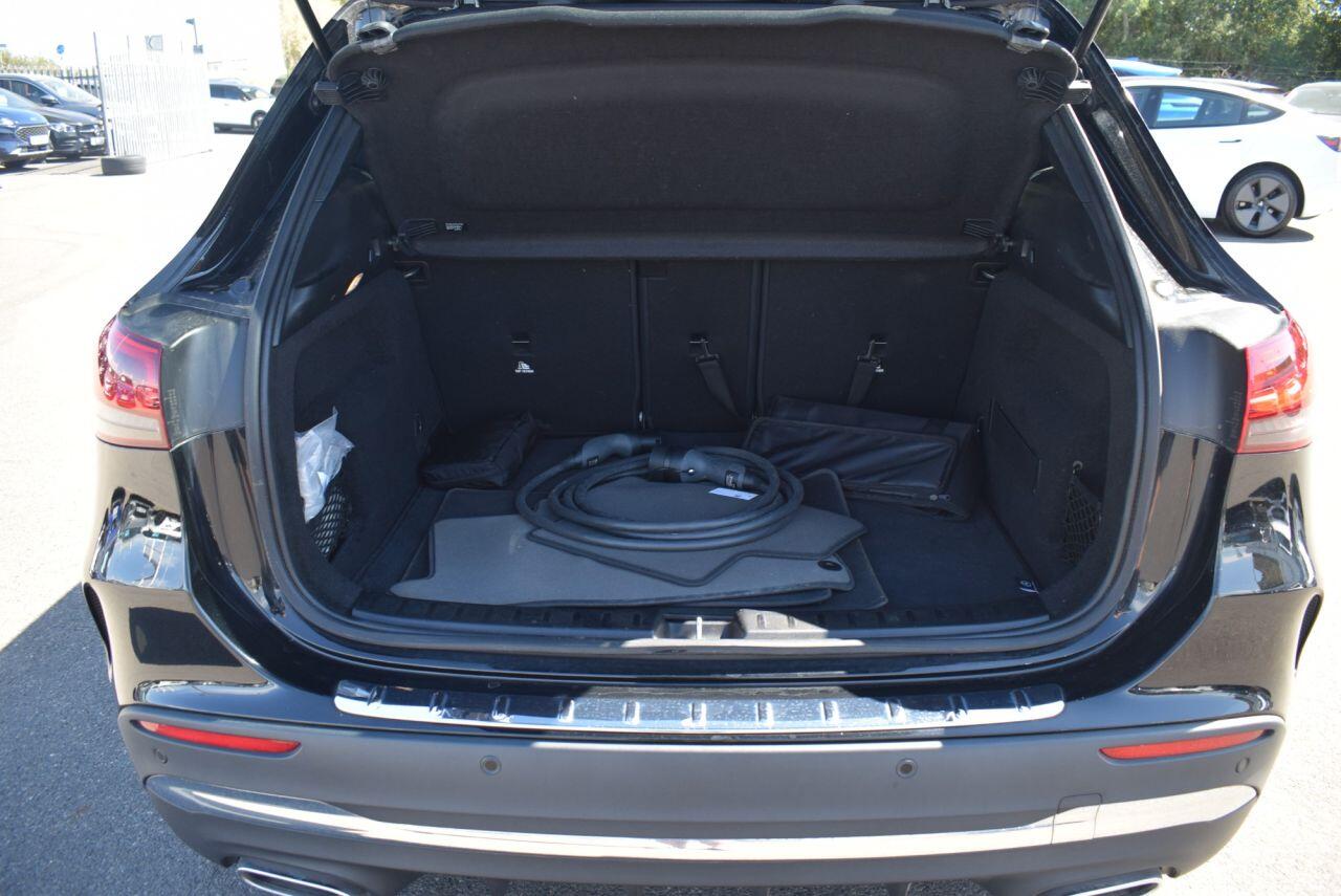 Mercedes-Benz Gla view 23
