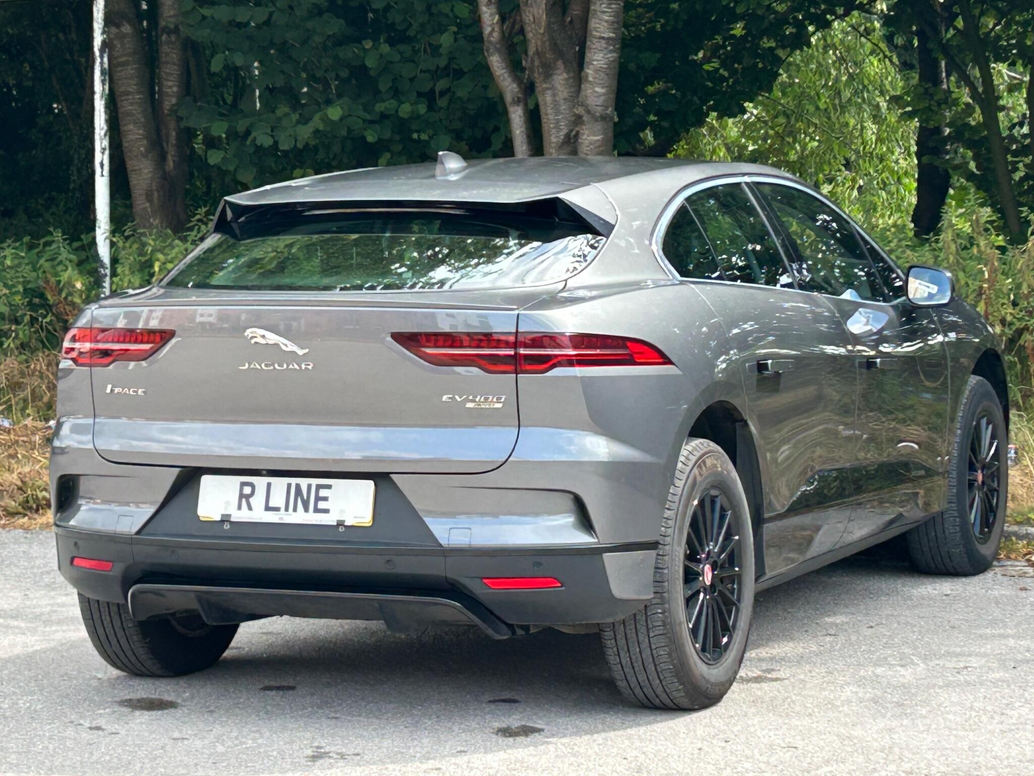 Jaguar I-Pace view 8