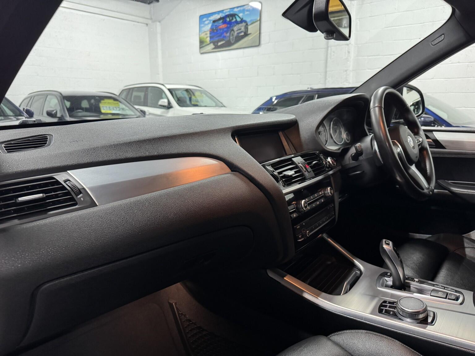 BMW X4 view 10