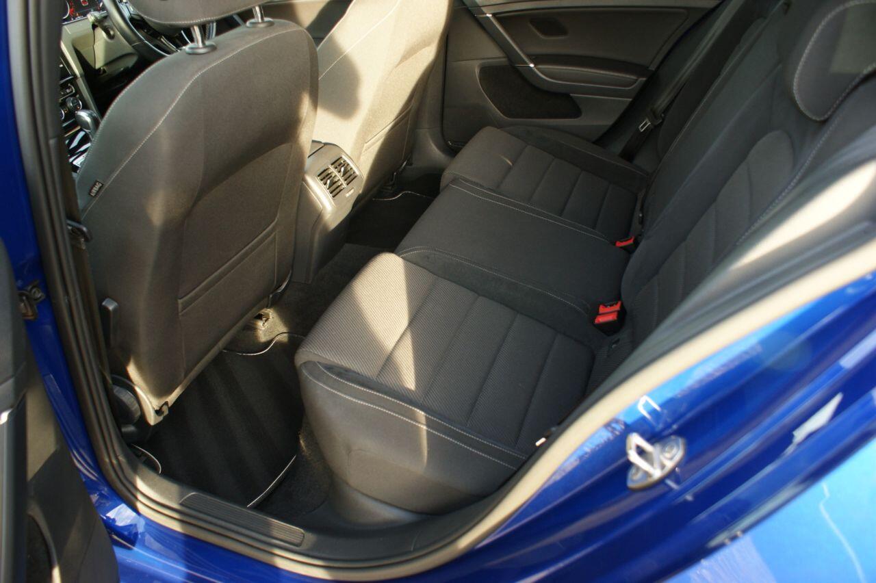 Volkswagen Golf view 31