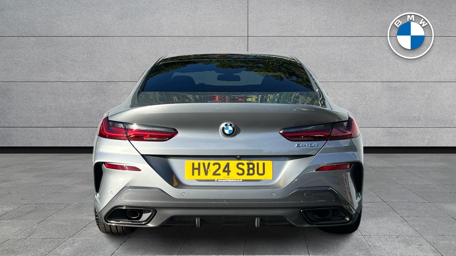 BMW 8 Series view 15