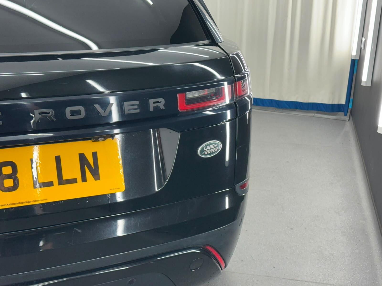 Land Rover Range Rover Velar view 13