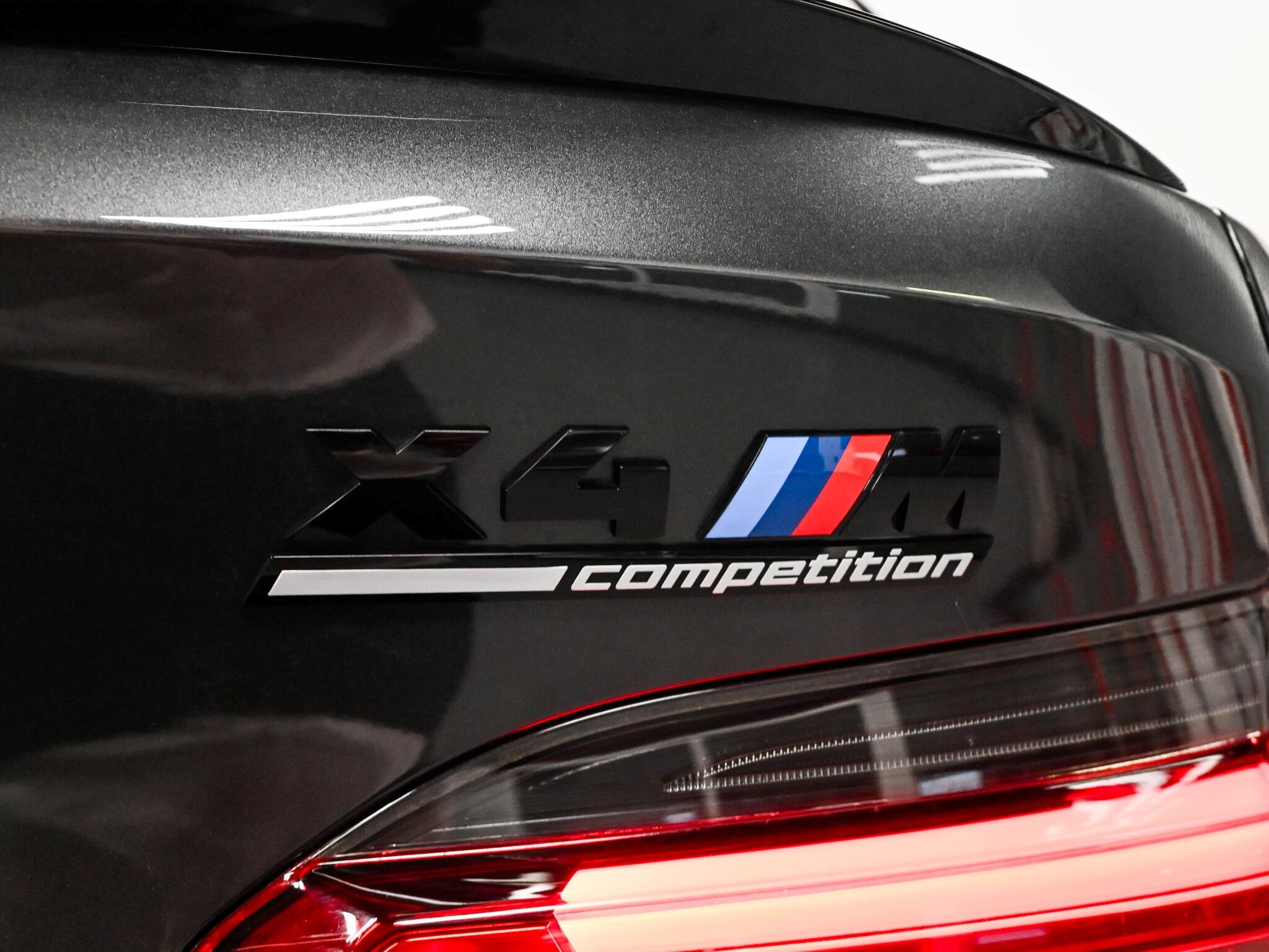 BMW X4 M view 47