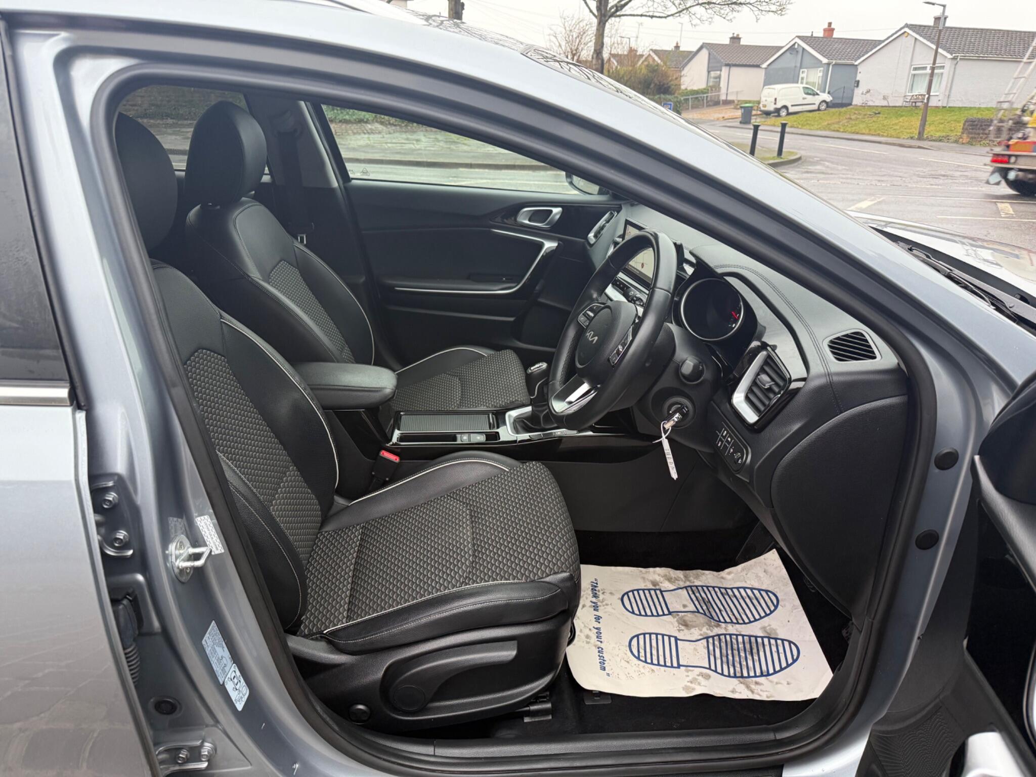 2022 Kia XCeed 1.0 T-GDi Connect Euro 6 (s/s) 5dr • 32,702 miles image 11