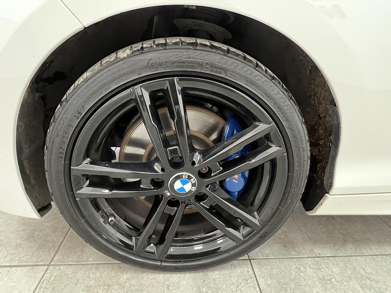 BMW 1 Series view 20