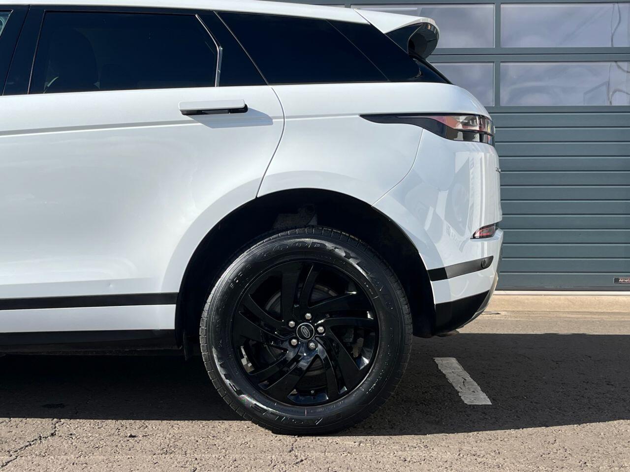 Land Rover Range Rover Evoque view 42
