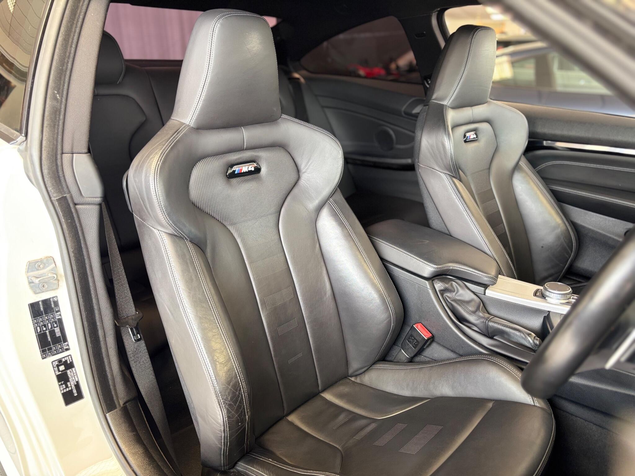 BMW M4 view 12