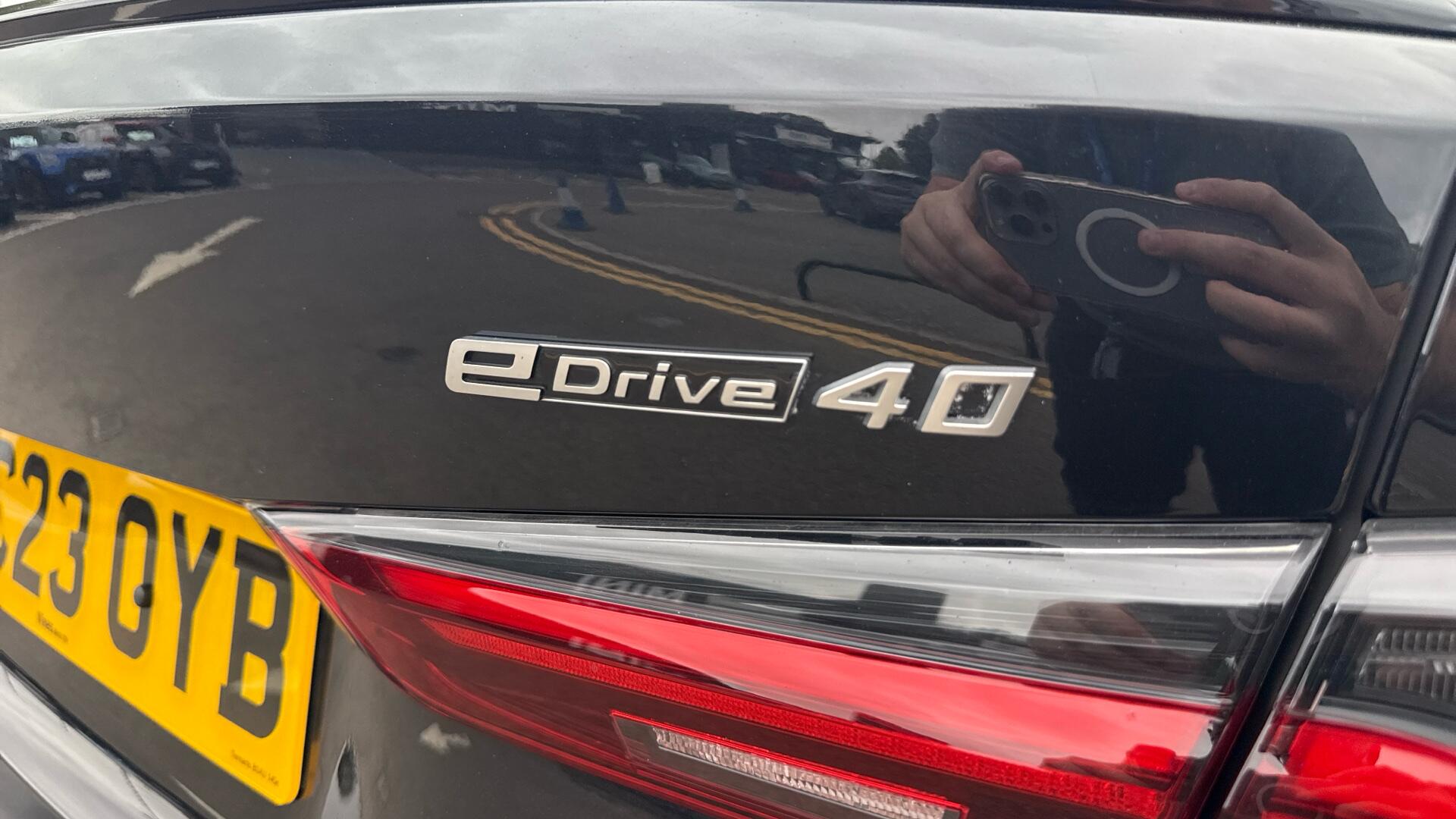 BMW i4 view 31