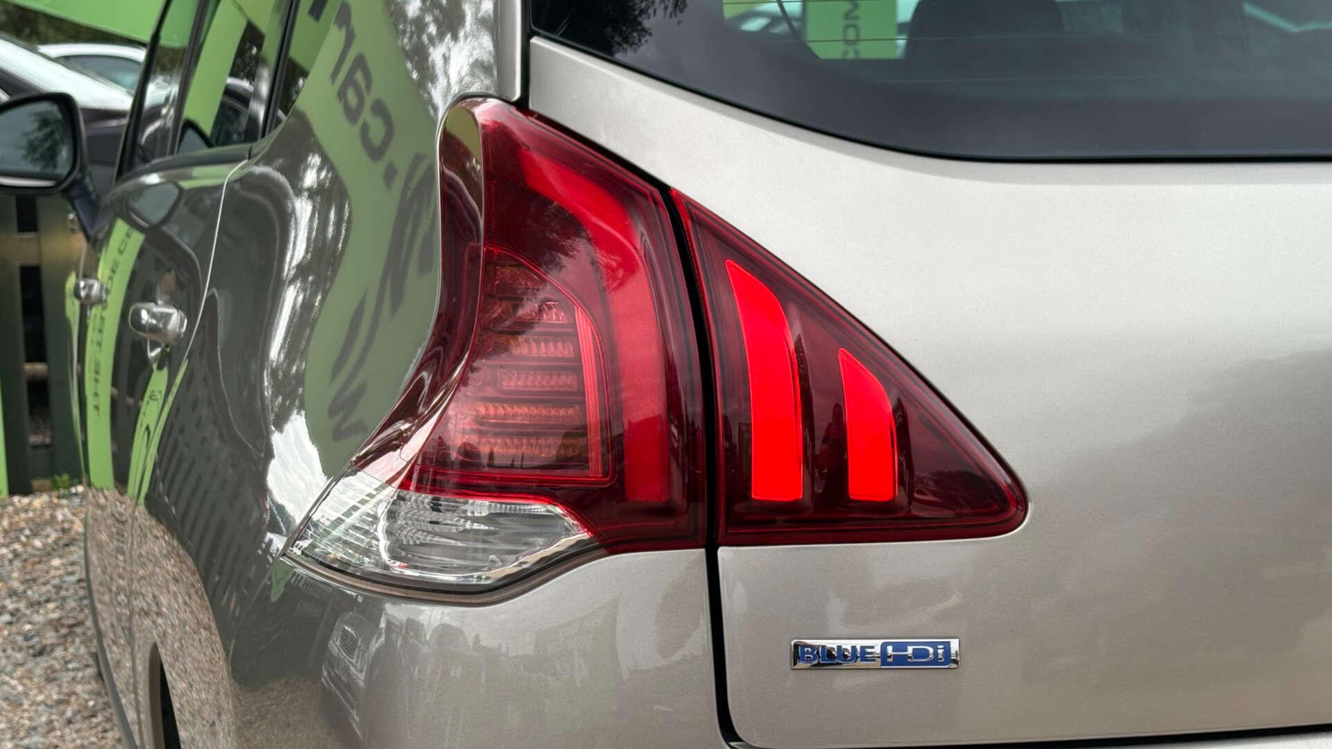 Peugeot 3008 view 36