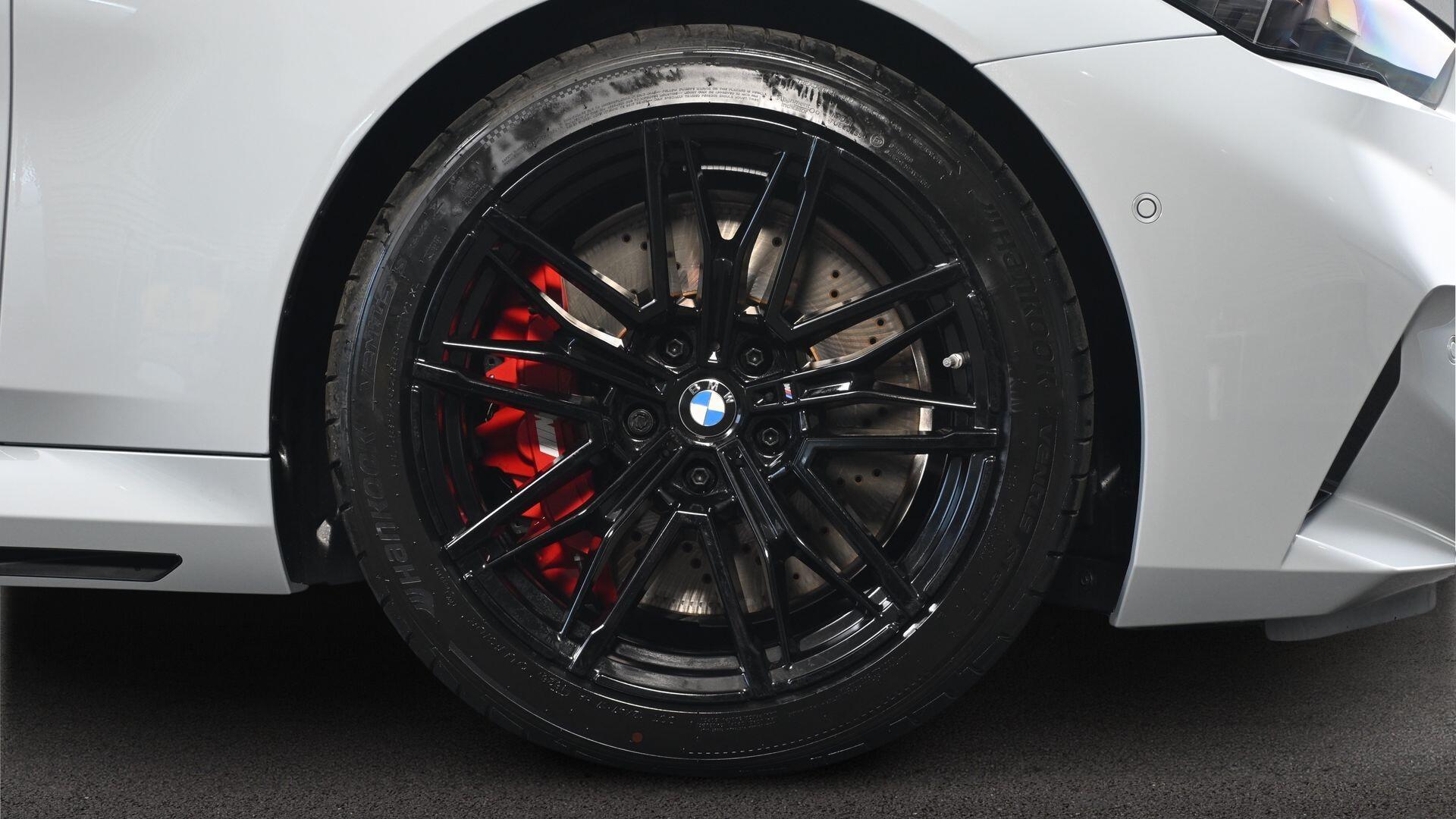 BMW M5 view 14