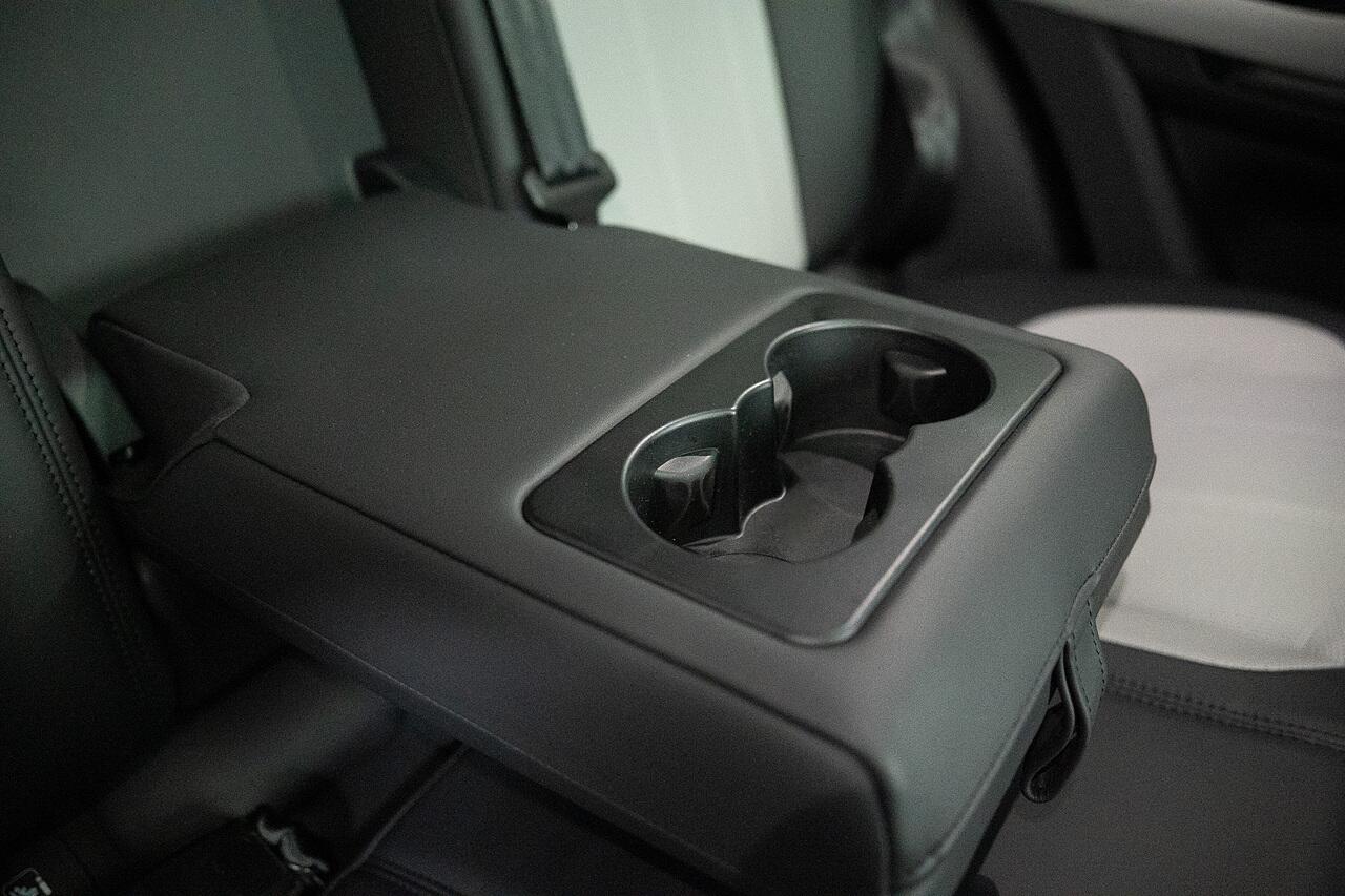 Land Rover Range Rover Evoque view 25