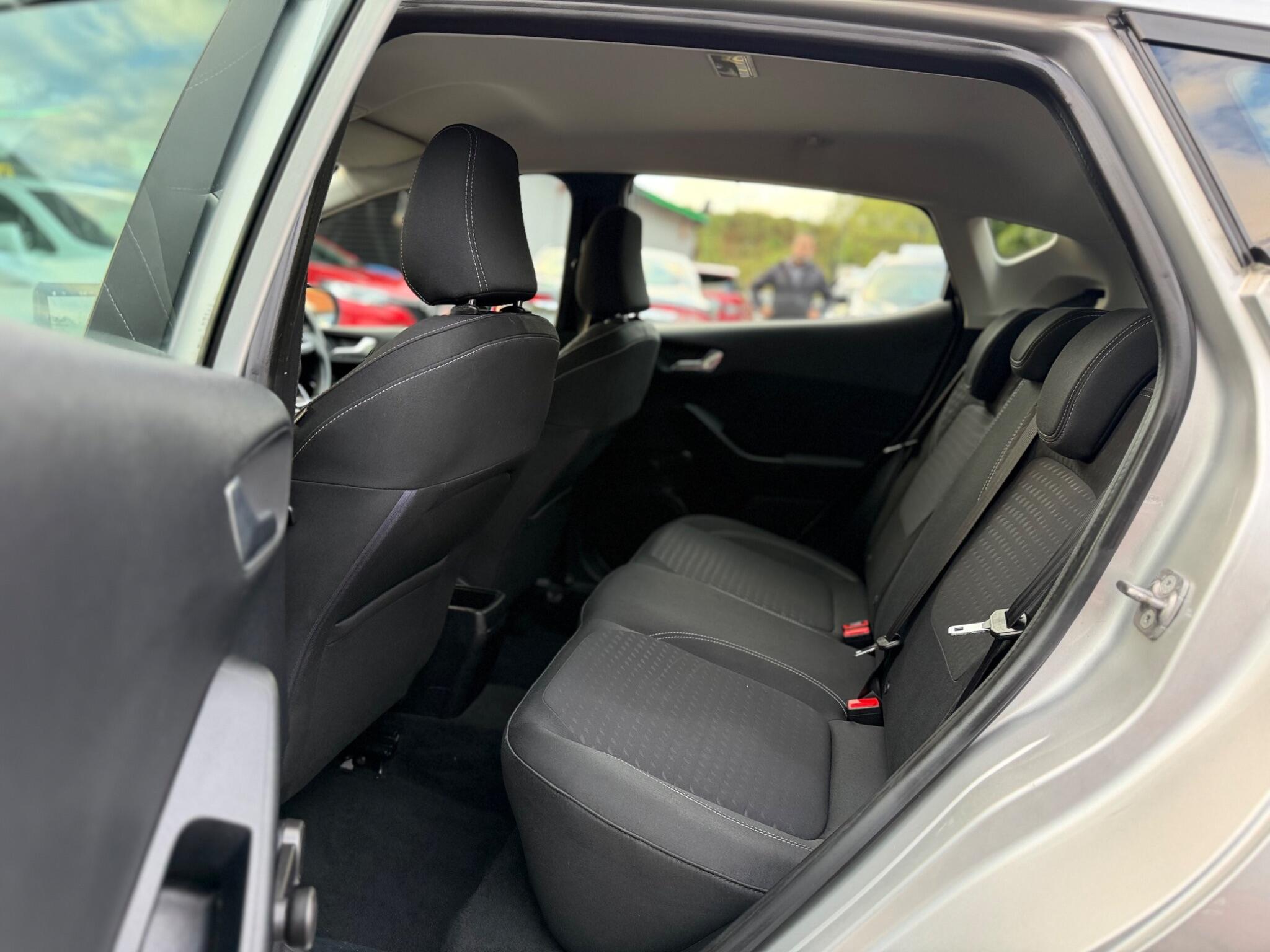 Ford Fiesta view 16