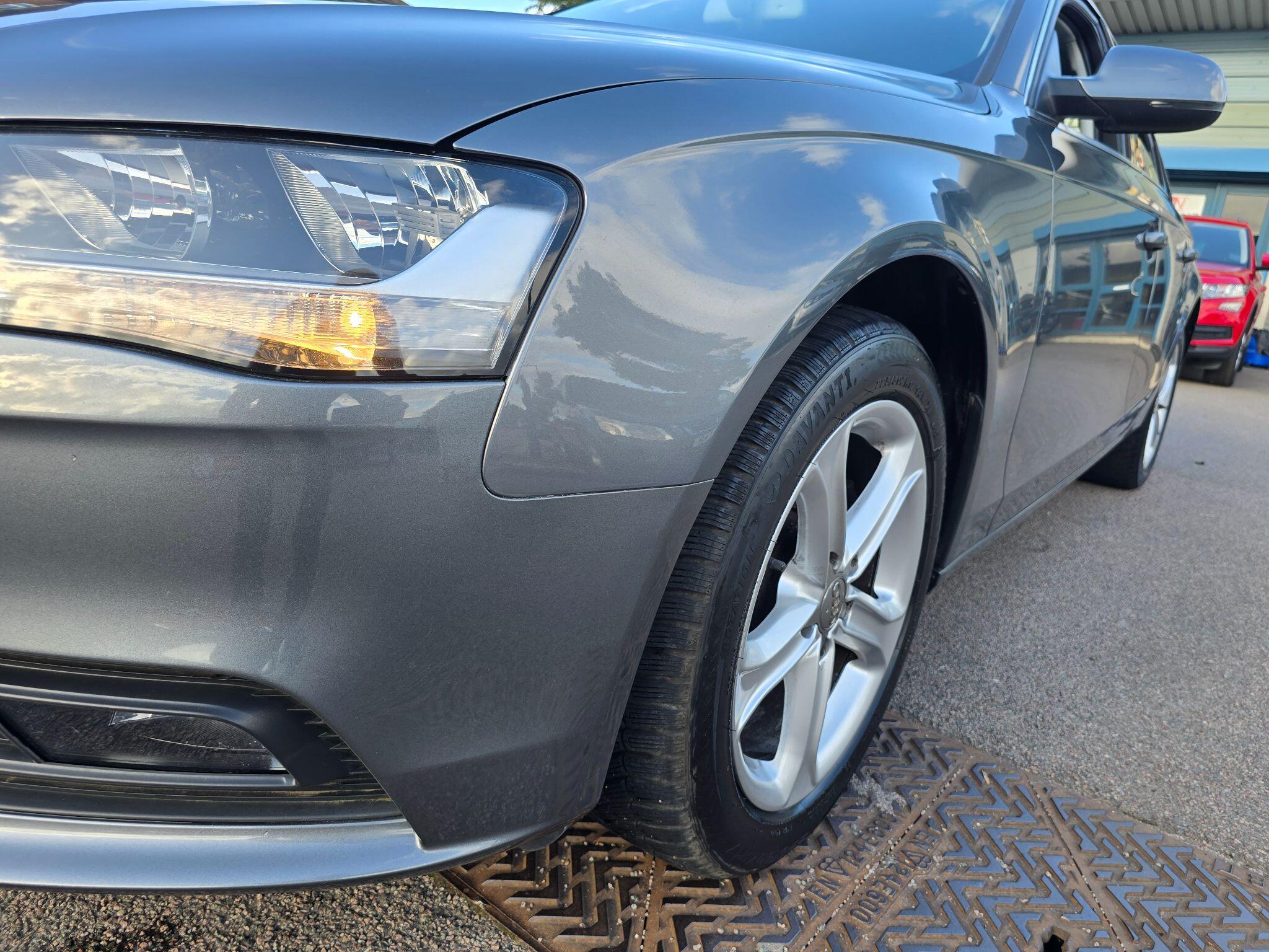Audi A4 view 80