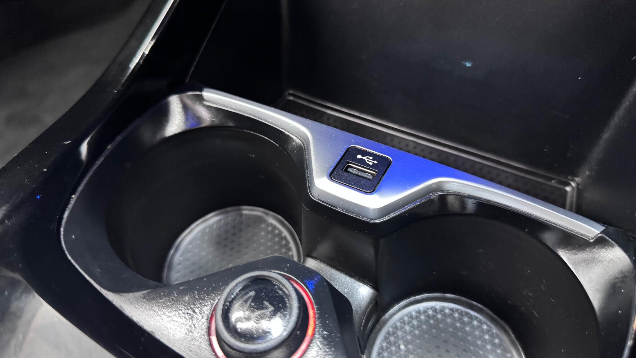BMW 1 Series view 33