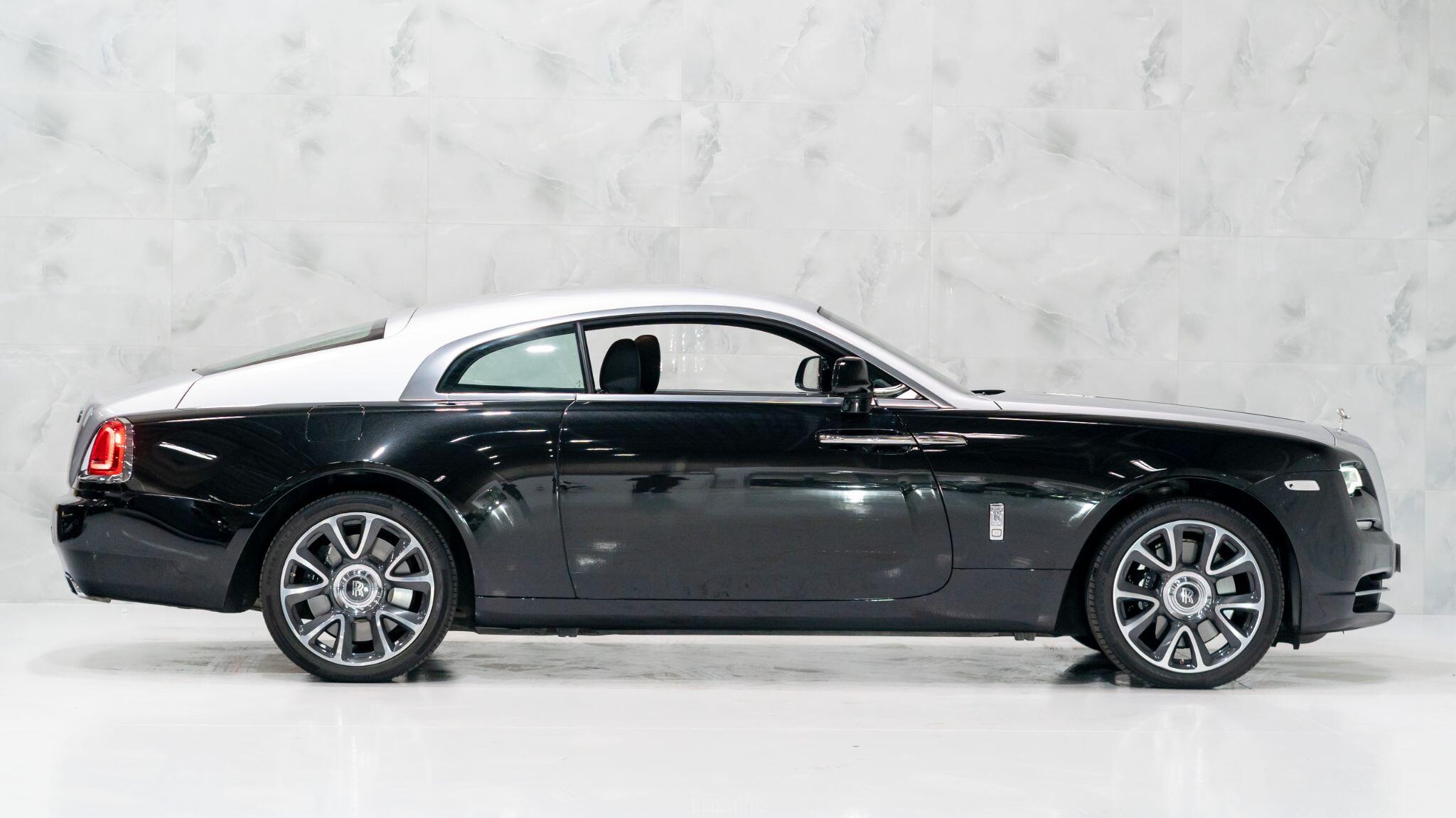 Rolls-Royce Wraith view 9