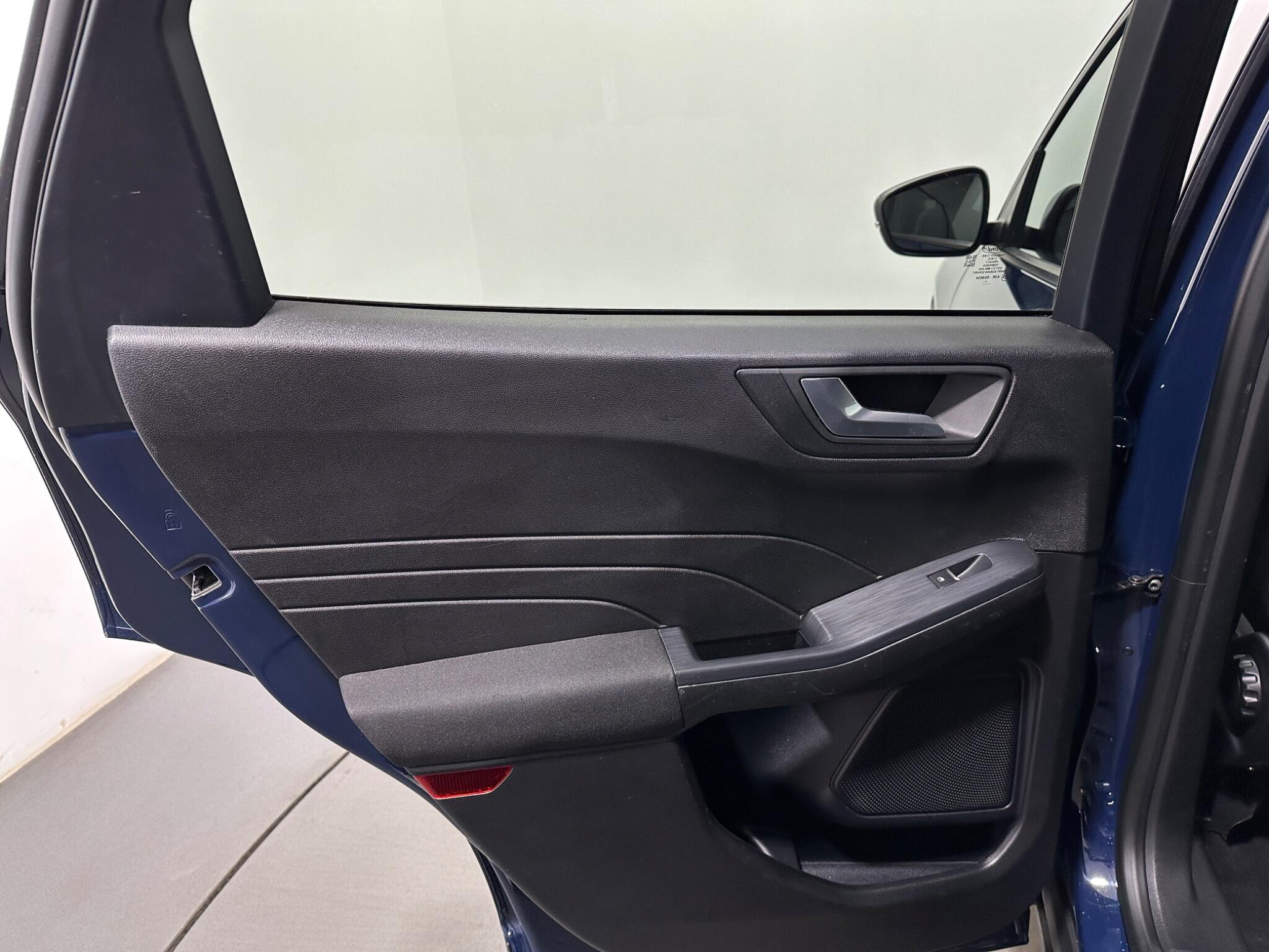 Ford Kuga view 39