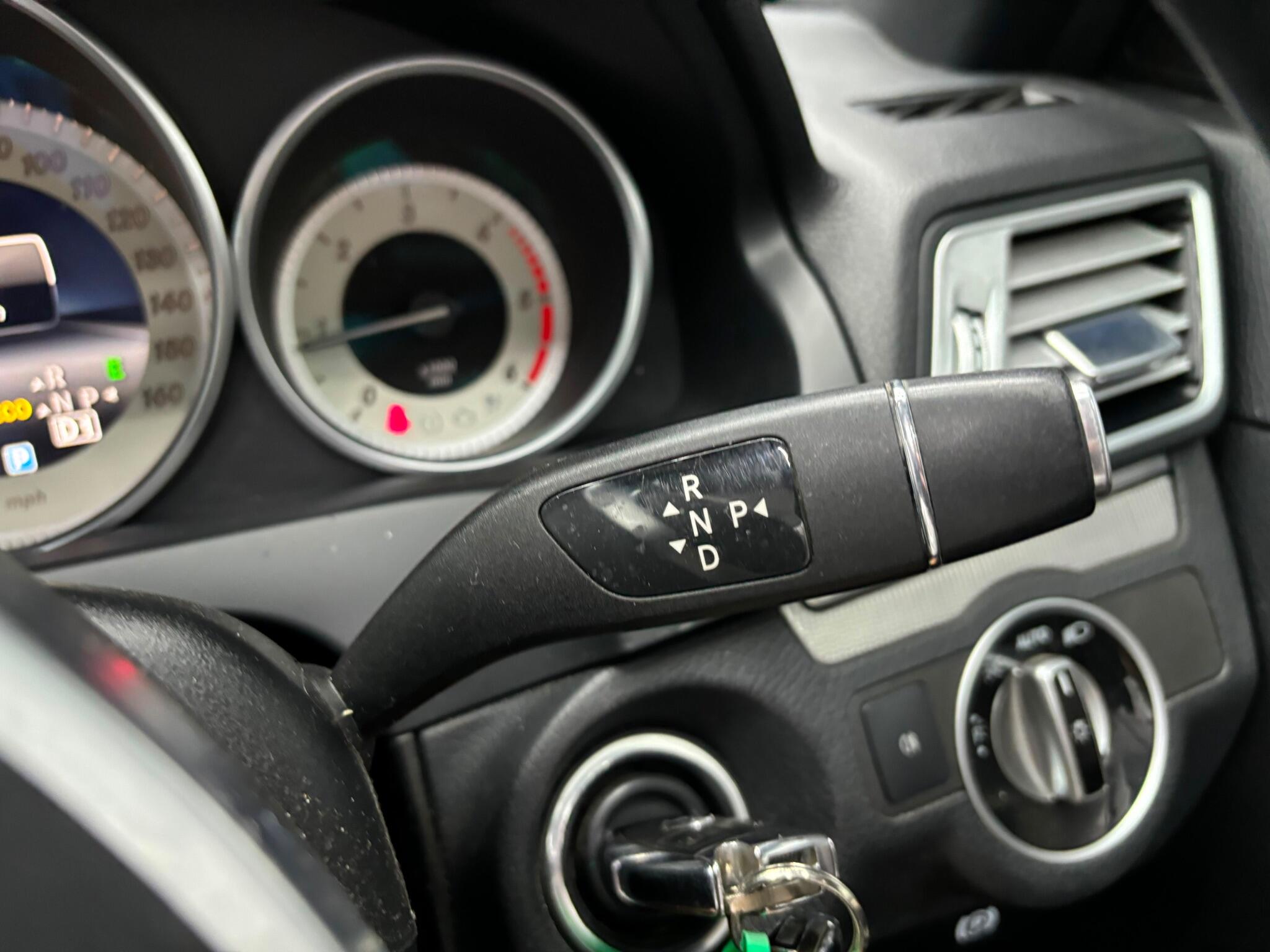 Mercedes-Benz E Class view 20