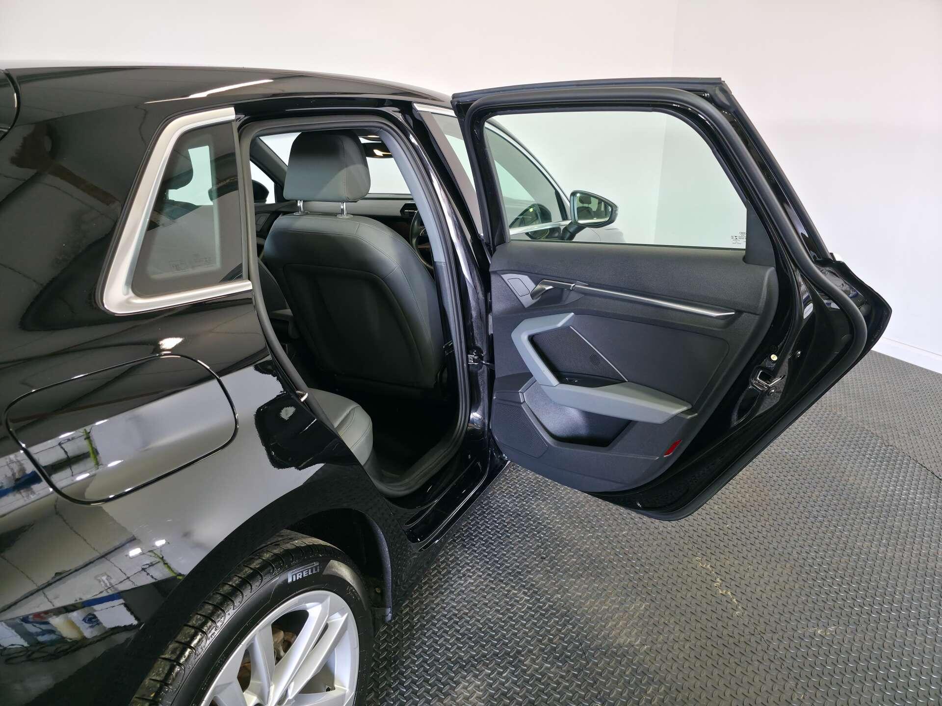Audi A3 view 50