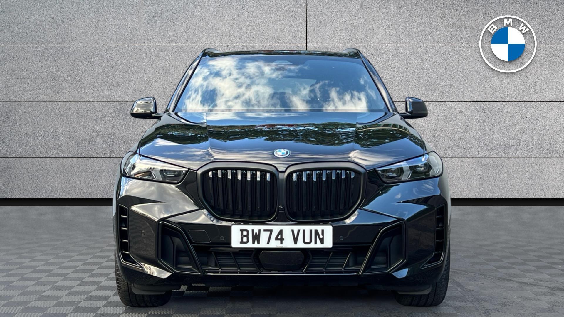 BMW X5 view 16