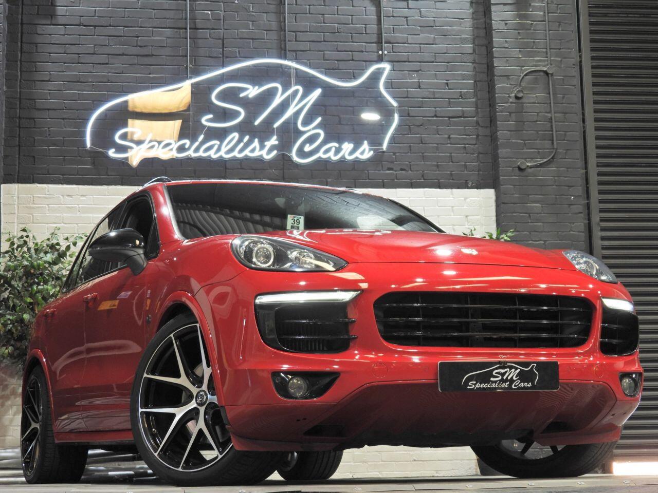 Porsche Cayenne view 30