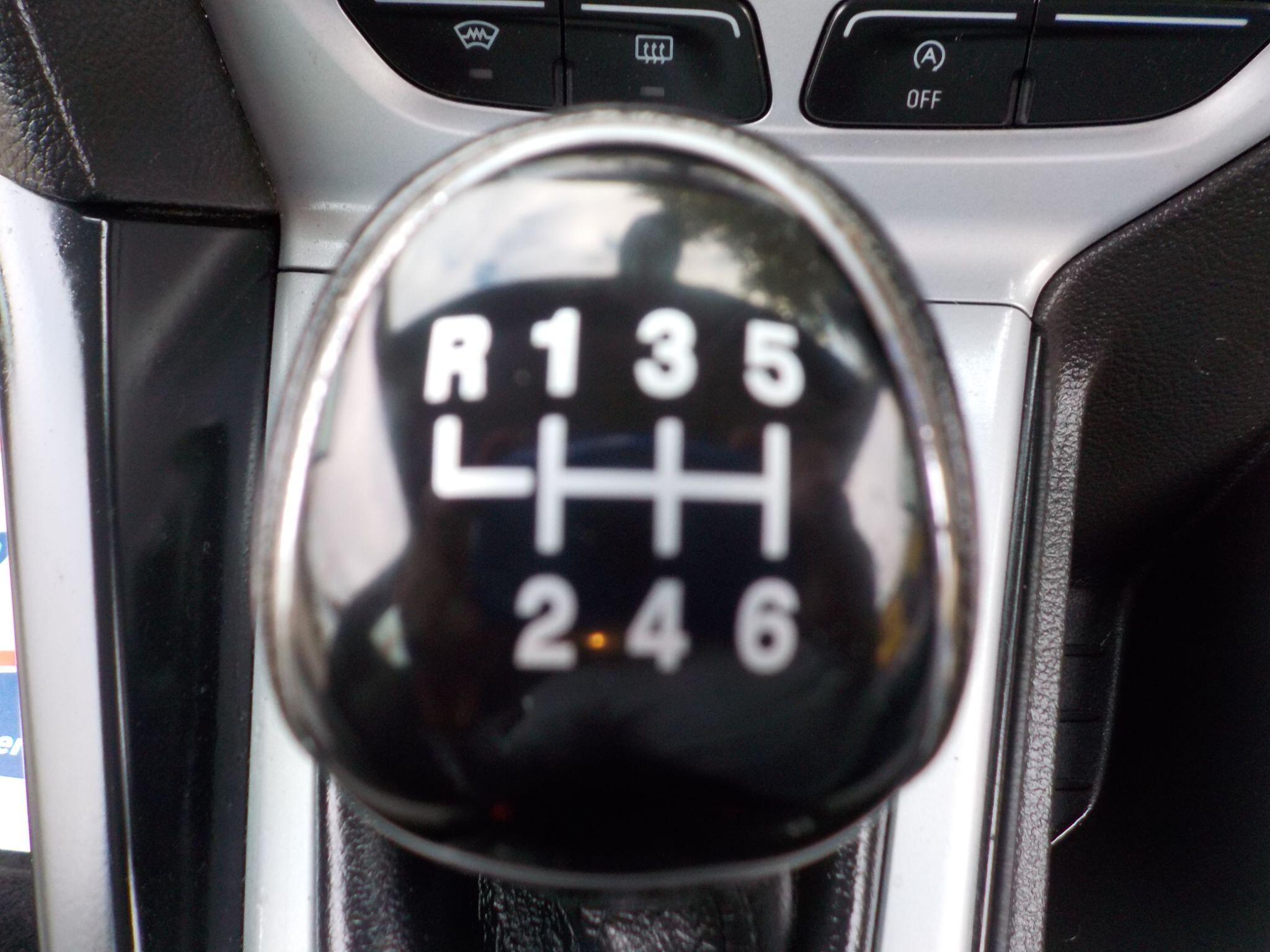 Ford Focus 1.6 TDCi Zetec Euro 5 (s/s) 5dr