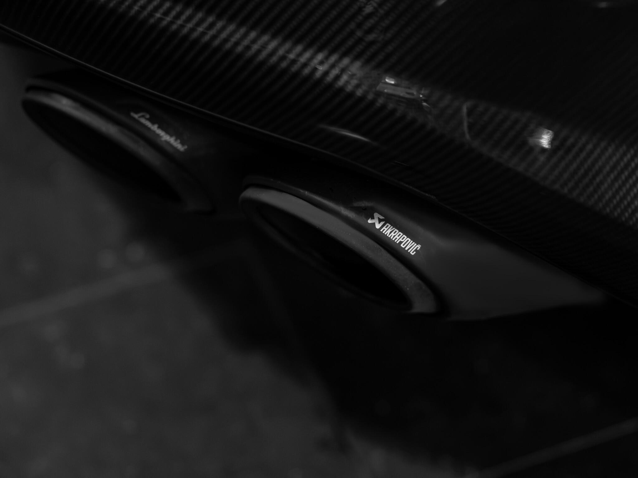 Lamborghini Urus view 20