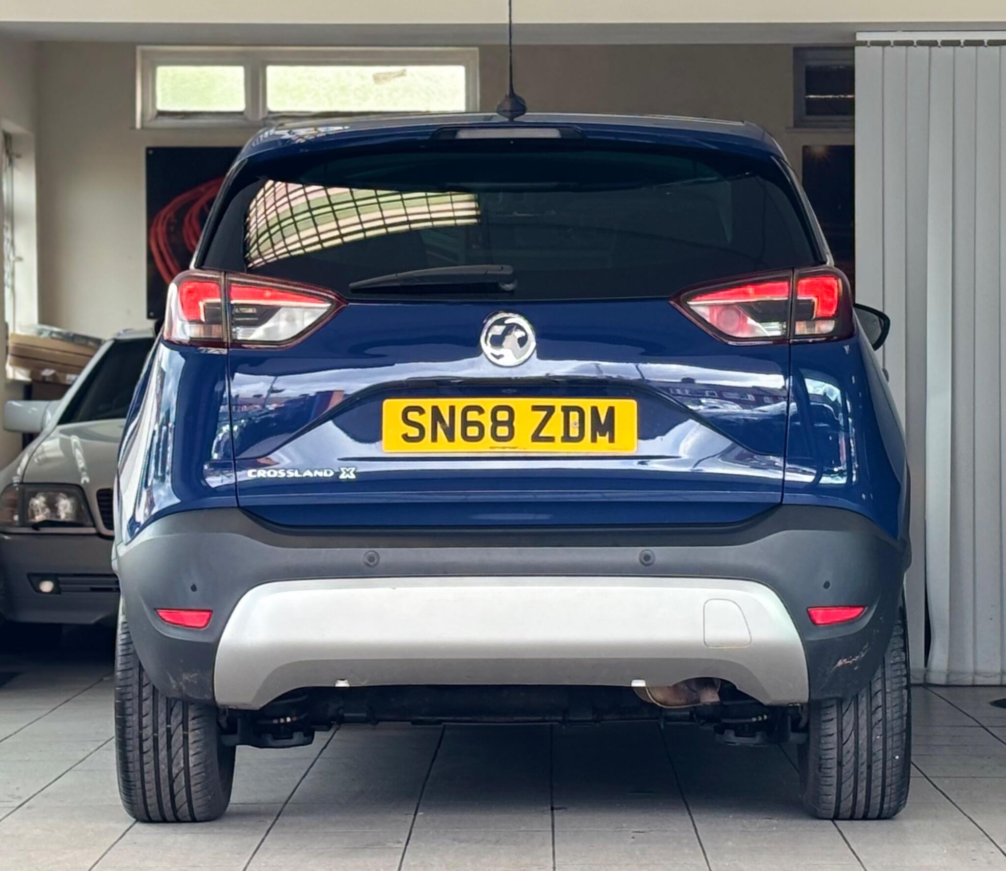 Vauxhall Crossland X view 6